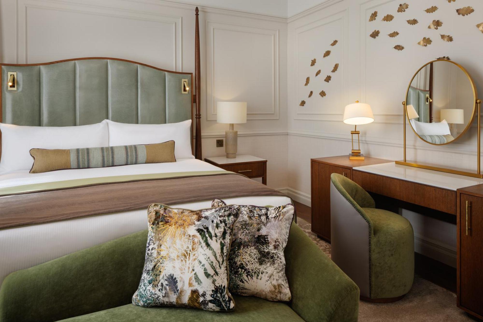 Premier King Room