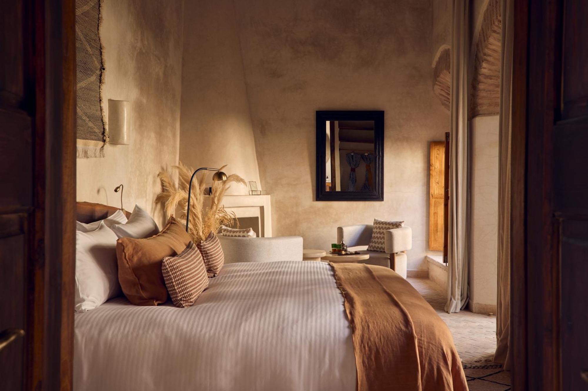Nobu Riad