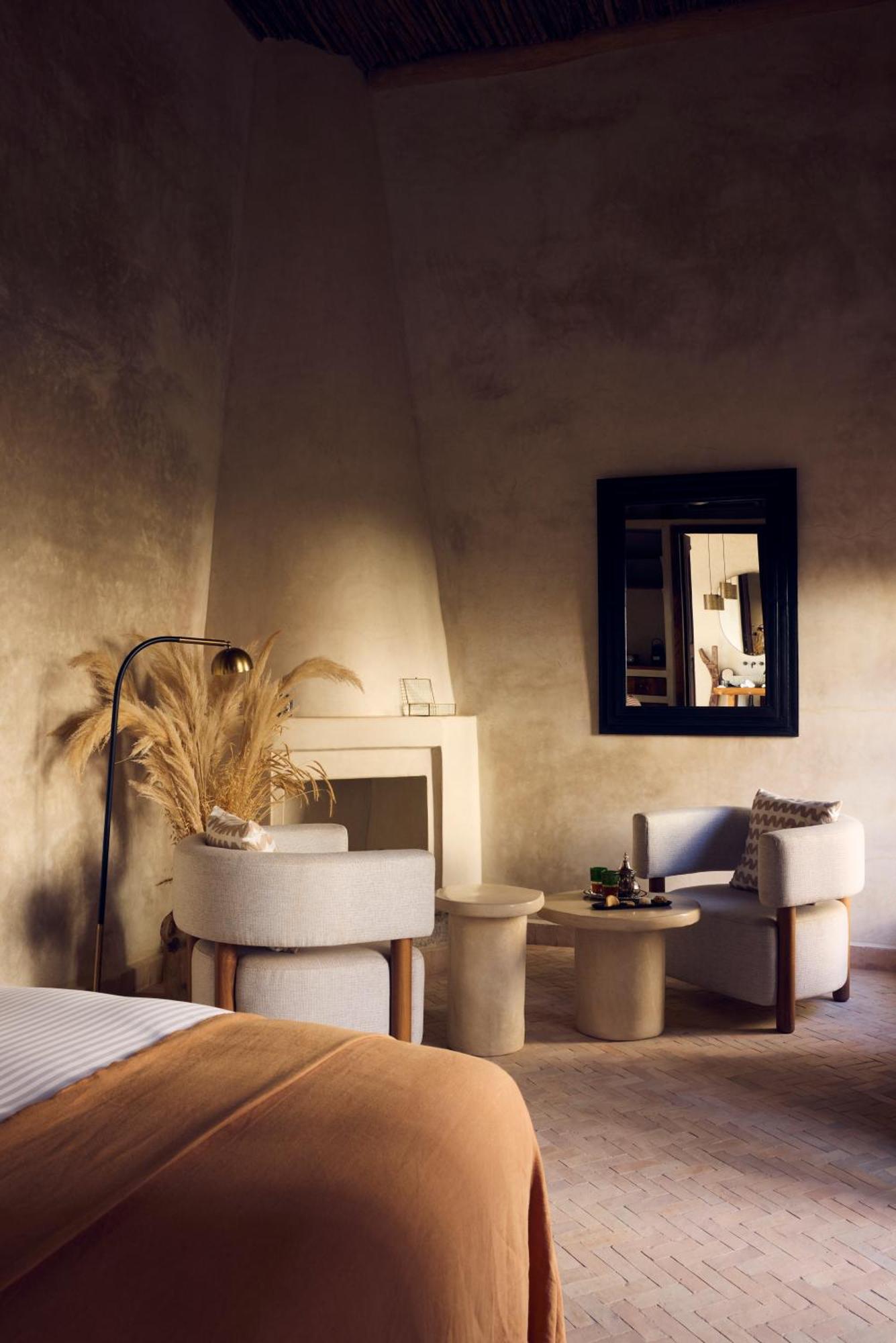 Nobu Riad