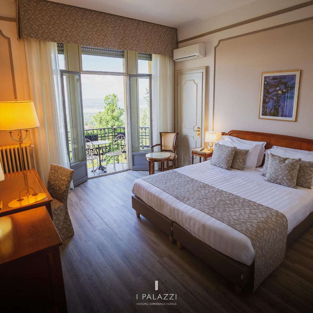 Double Room Lake View