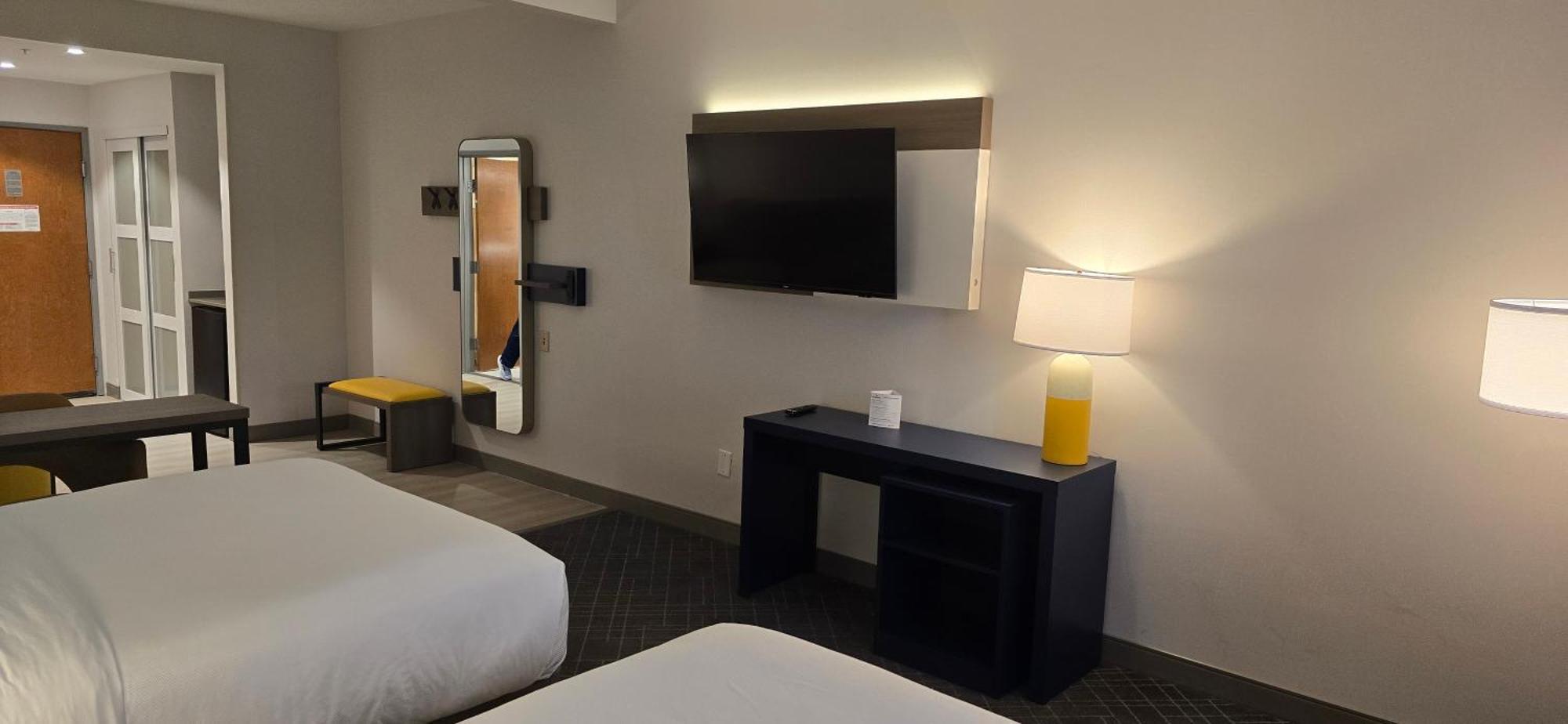 Queen Suite with Two Queen Beds - Accessible/Non-Smoking,1636756279:JPEG