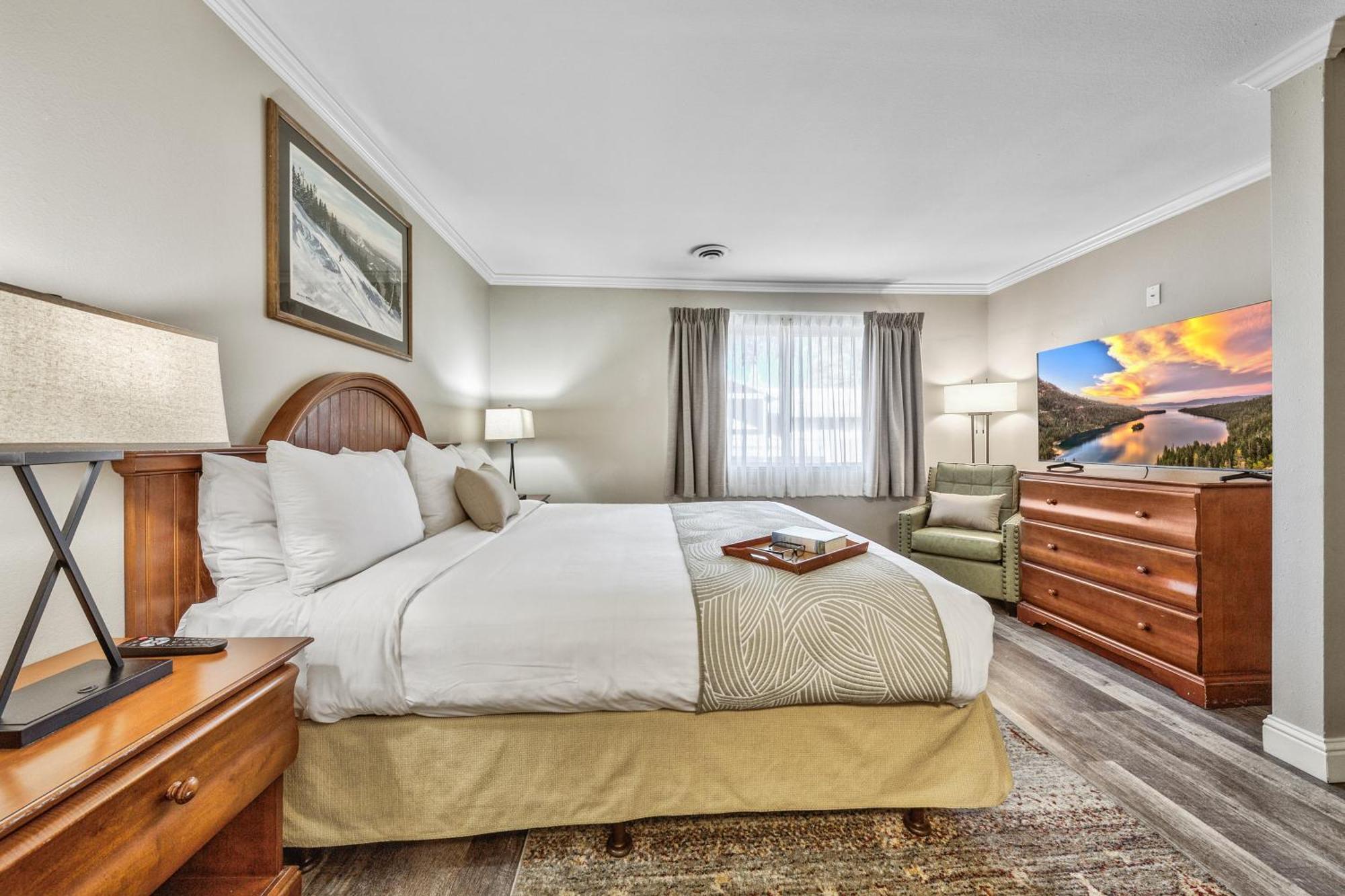 Deluxe Two-Bedroom Suite