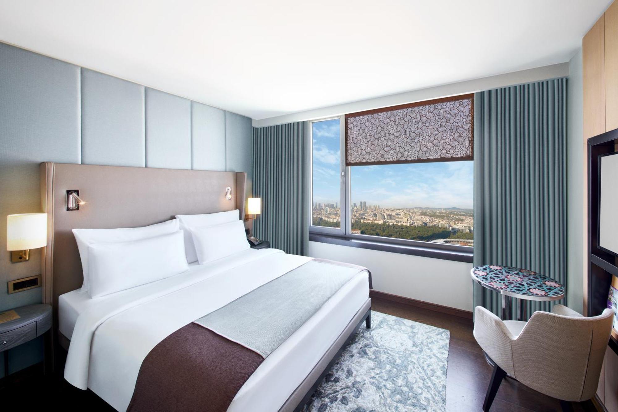 Corner Double Room with City View,1643139746:JPEG