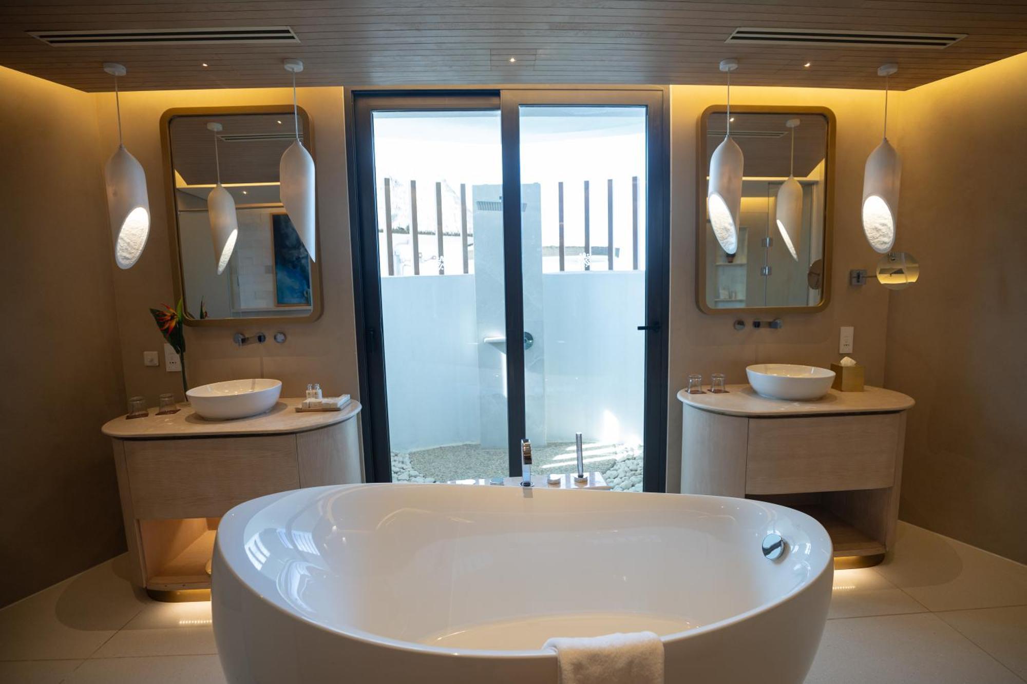 Water Bungalow Suite