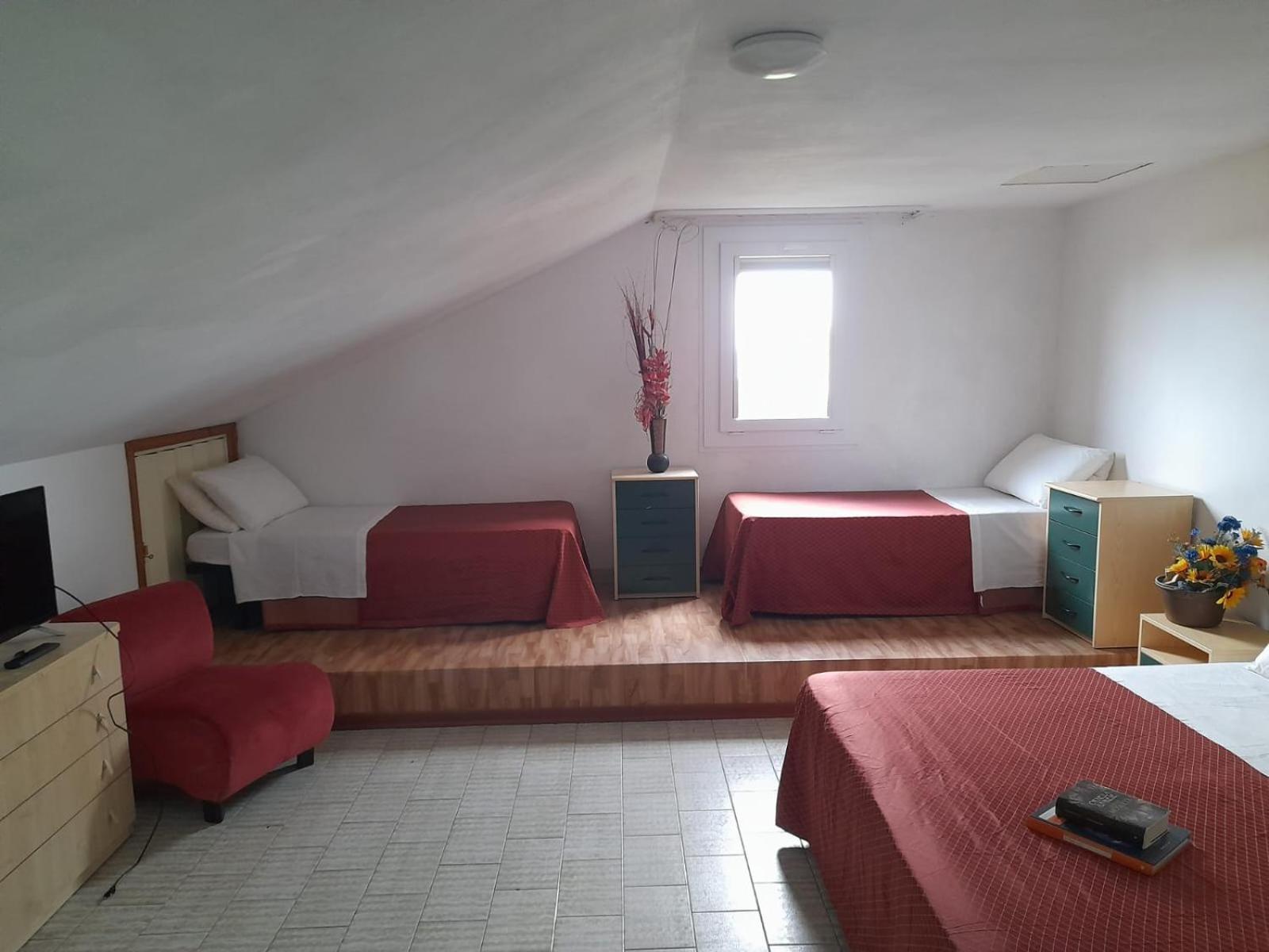 Economy Quadruple Room,1646472148:JPEG