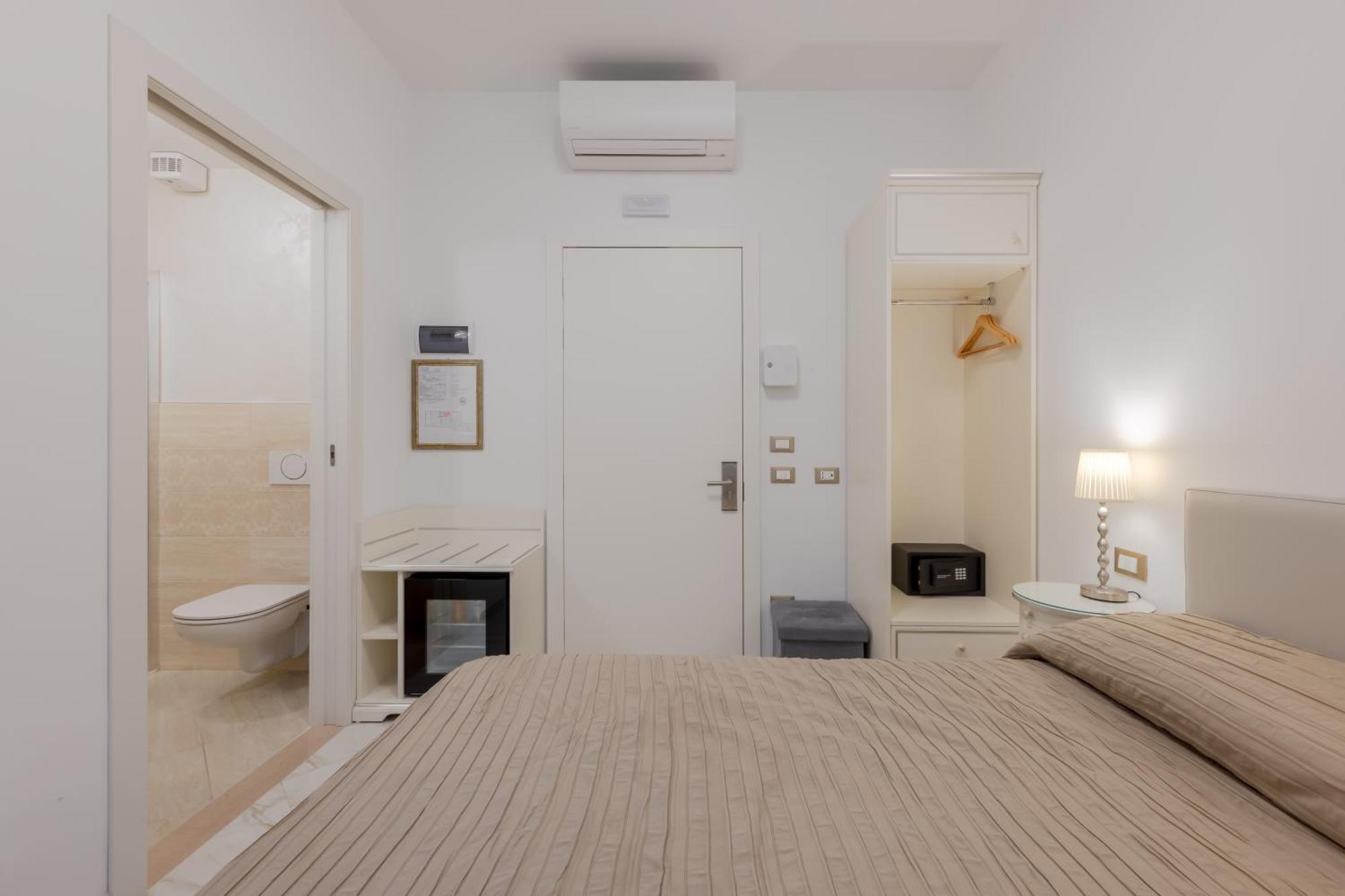 Economy Single Room