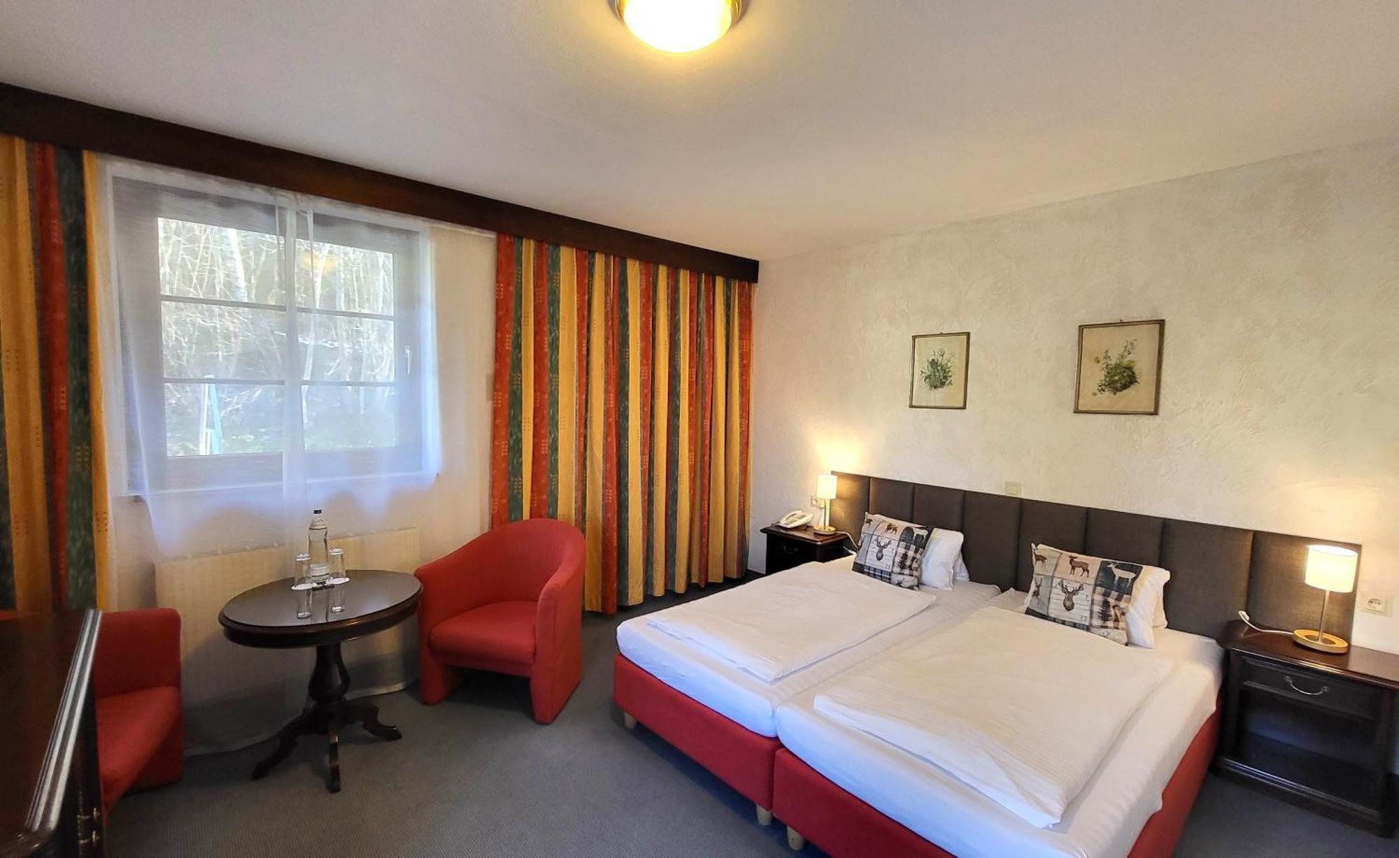 Deluxe Doppel-/Zweibettzimmer mit Bergblick