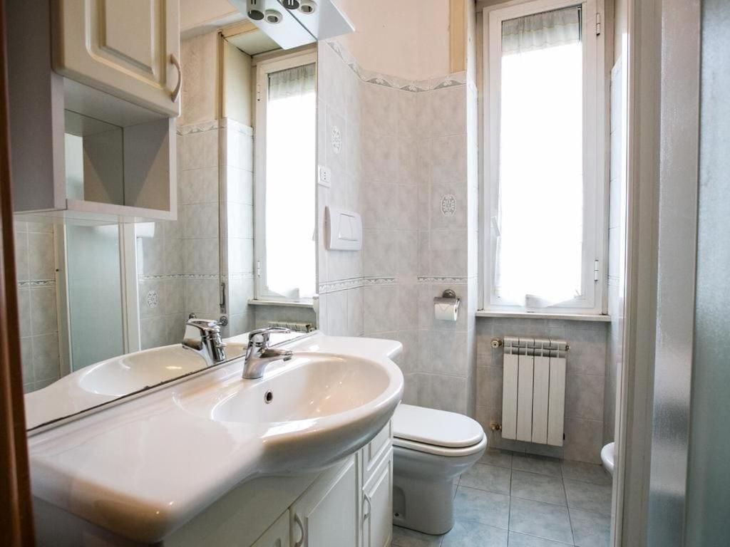 Double Room Private External Bathroom