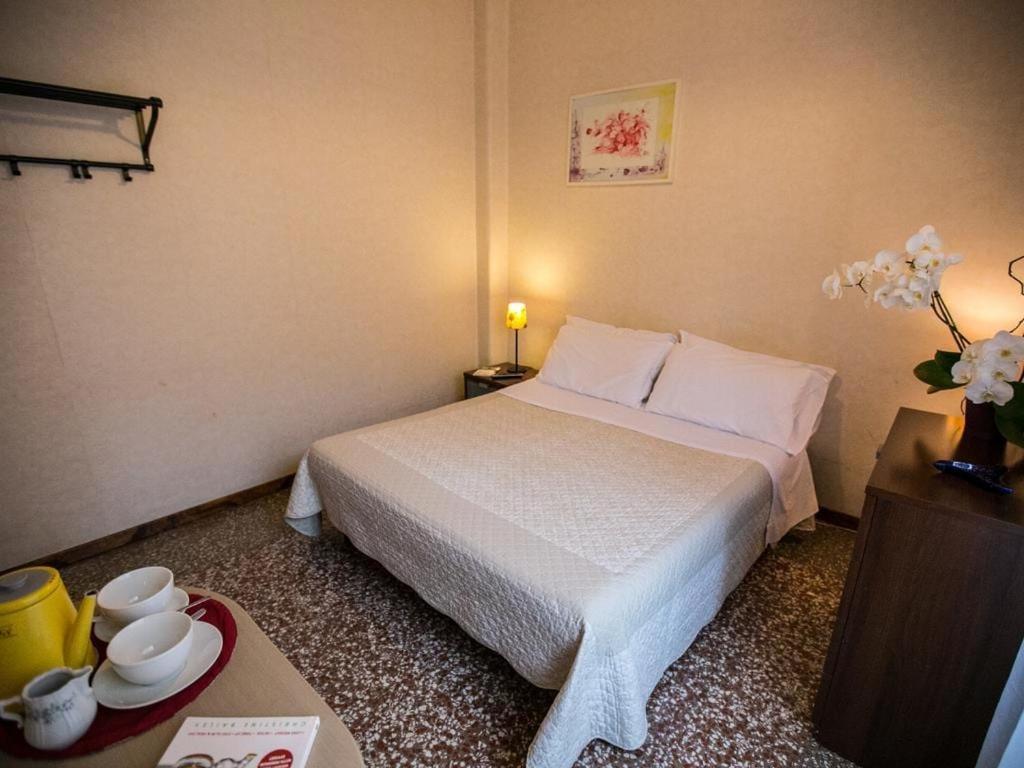 Double Room Private External Bathroom