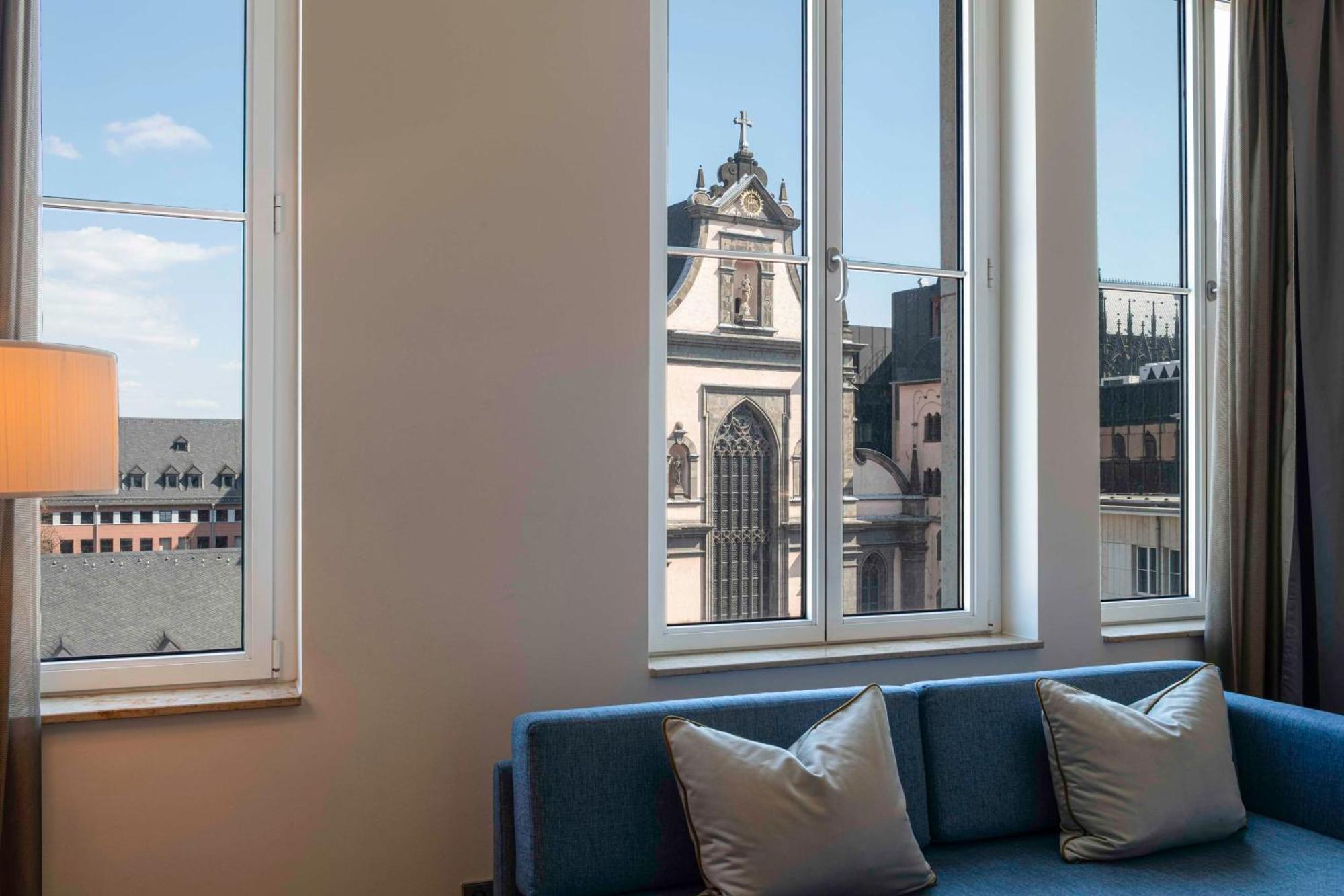 Deluxe King Room View