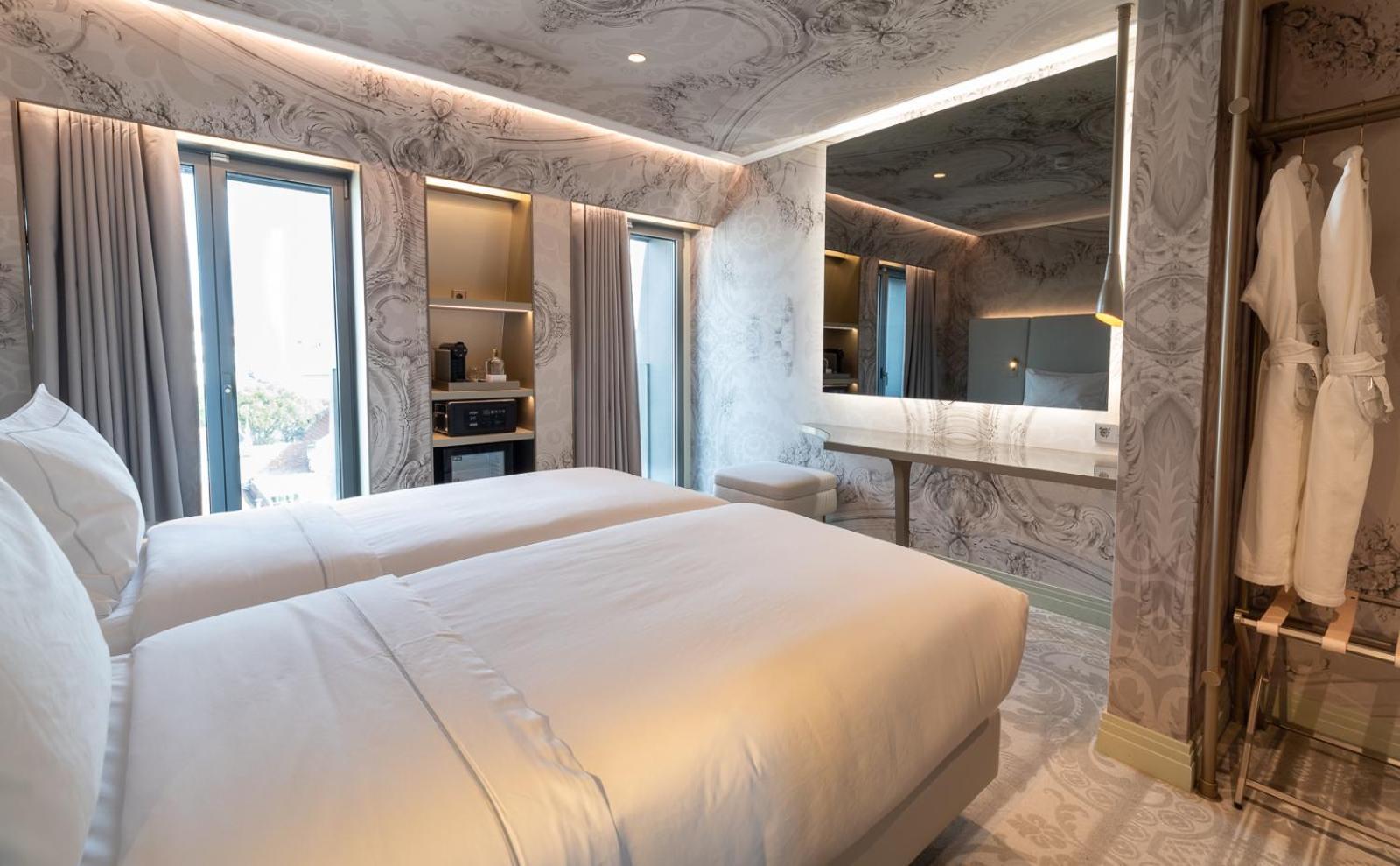 Twin Room,1663189823:JPEG