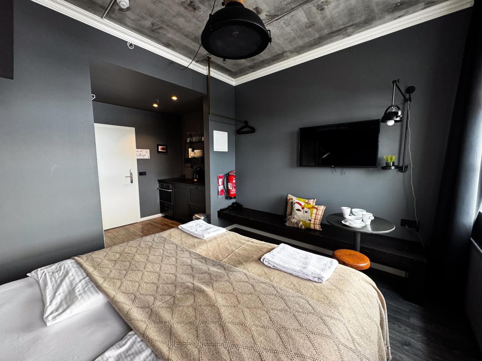 Triple Studio Bunk Bed