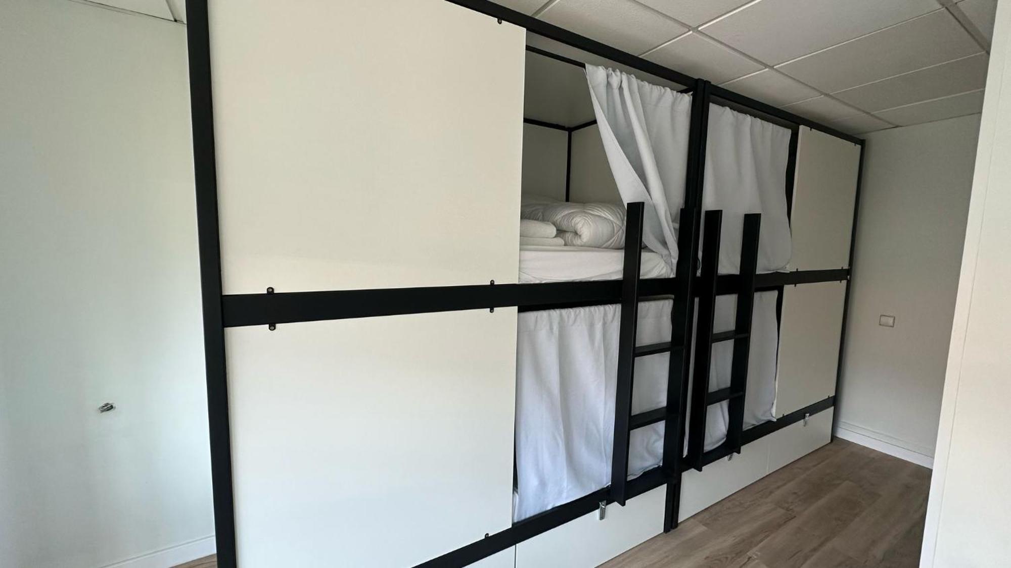 Bed 6-Bed Female Dormitory Room