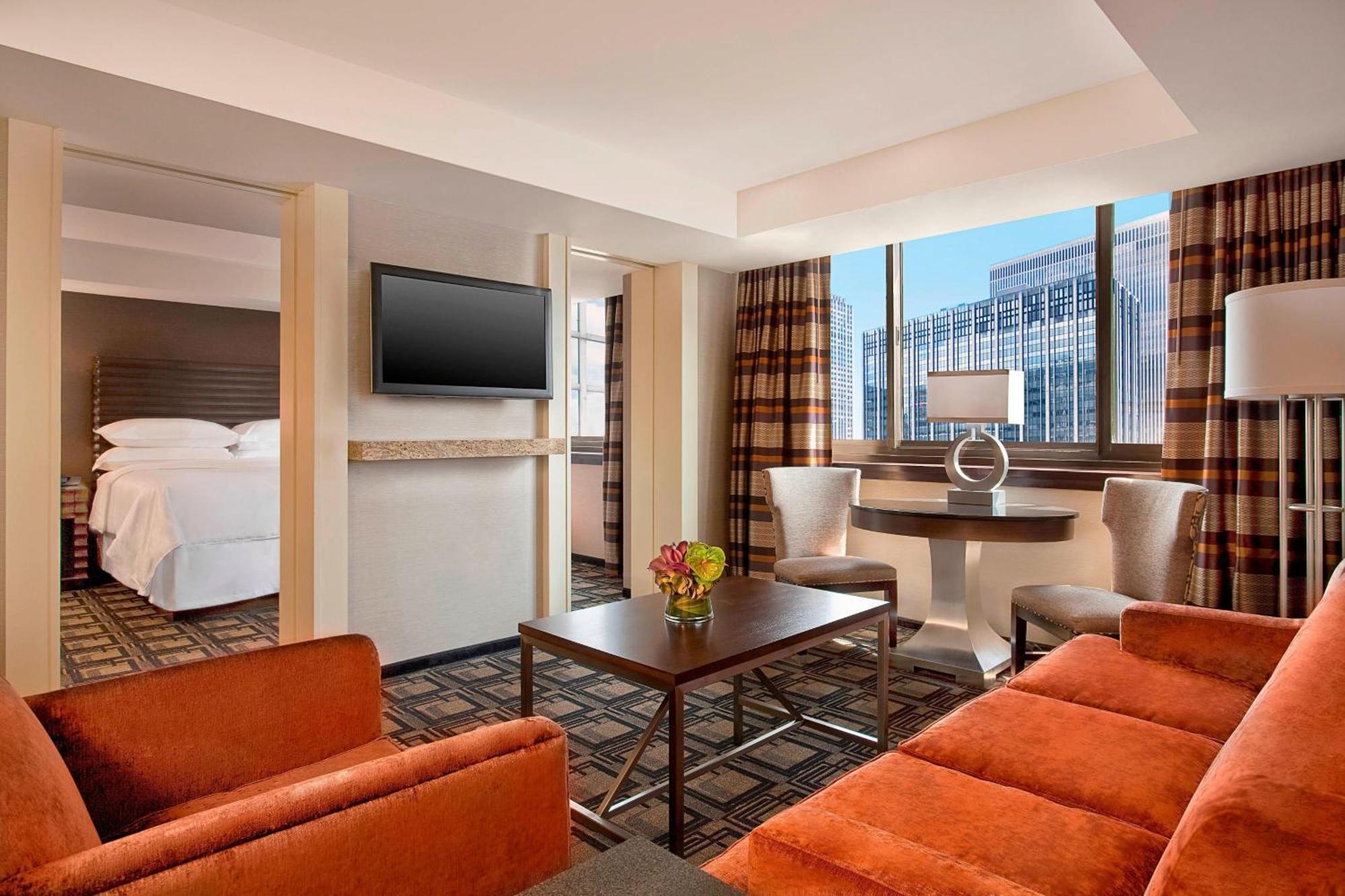 Executive Suite, 1 Bedroom Executive Suite, 1 King, Sofa bed,1671866253:JPEG