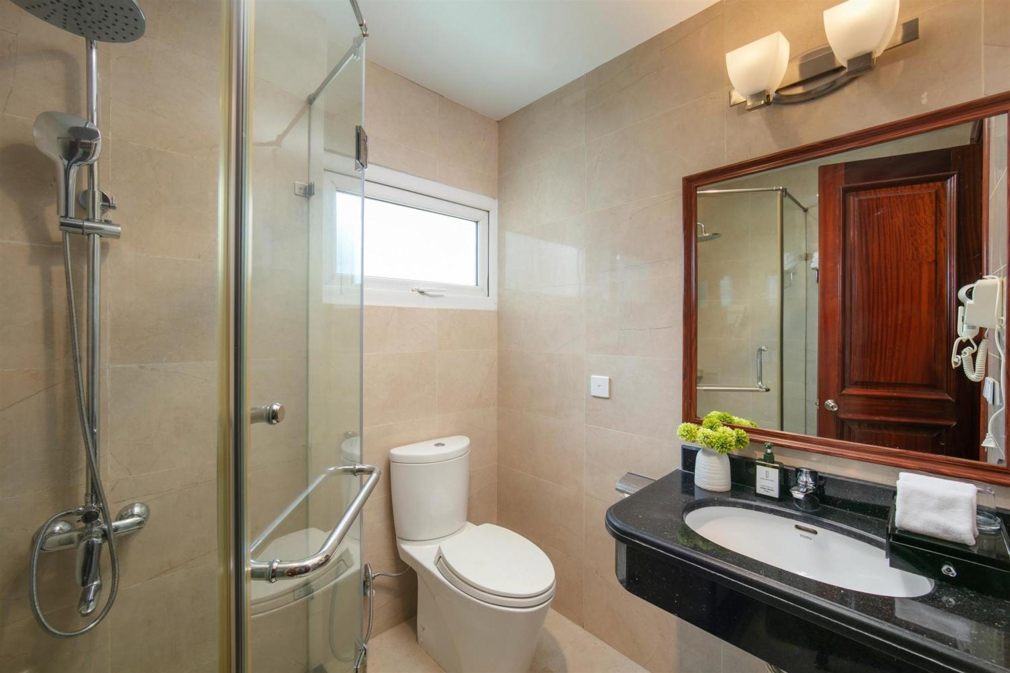 Deluxe Double Room with Windows,1671887960:JPEG