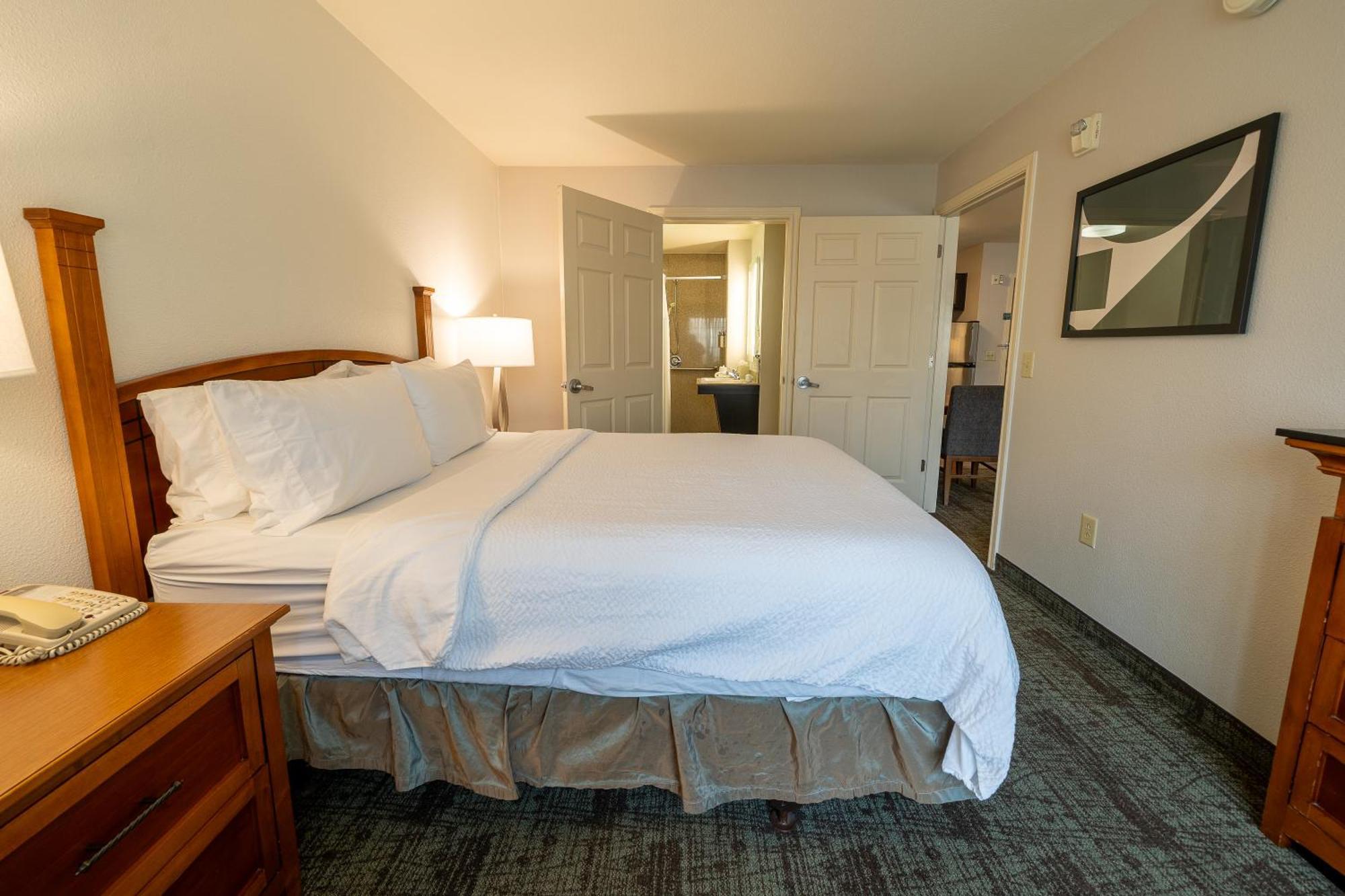One-Bedroom King Suite Sofa Bed