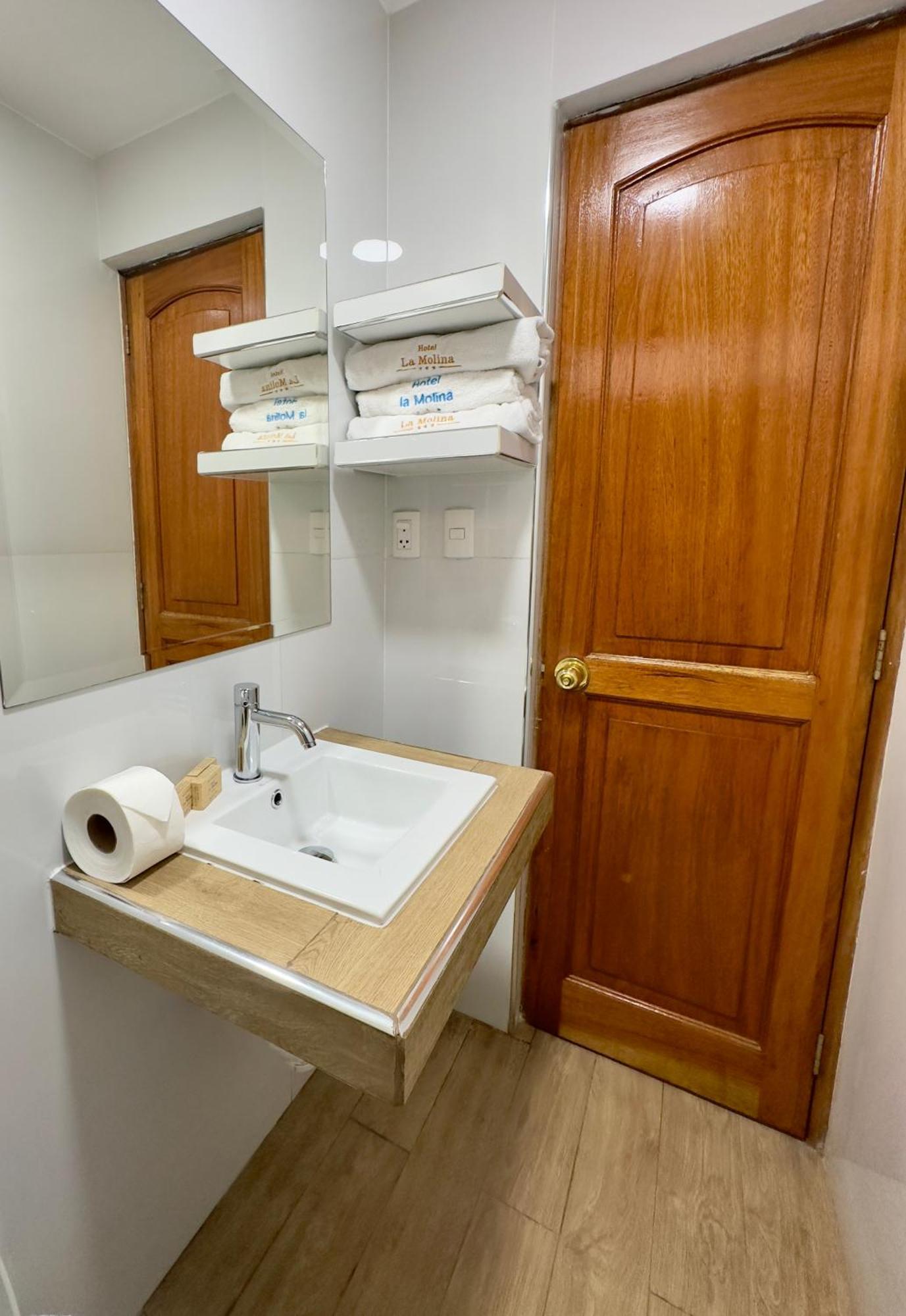 Dreibettzimmer mit eigenem Bad