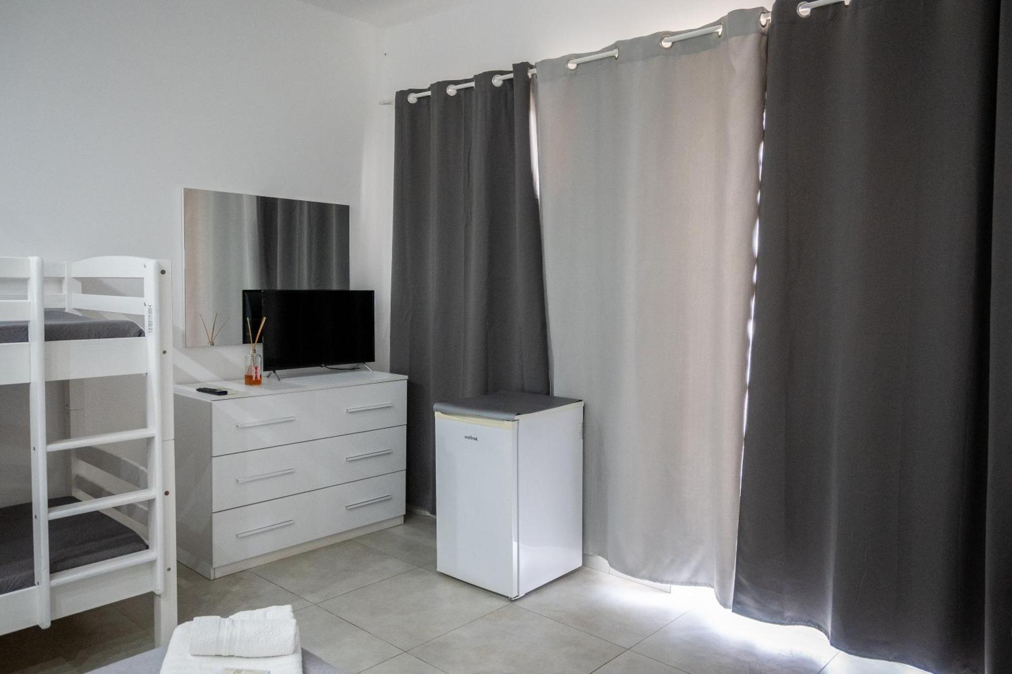 Classic Quadruple Room