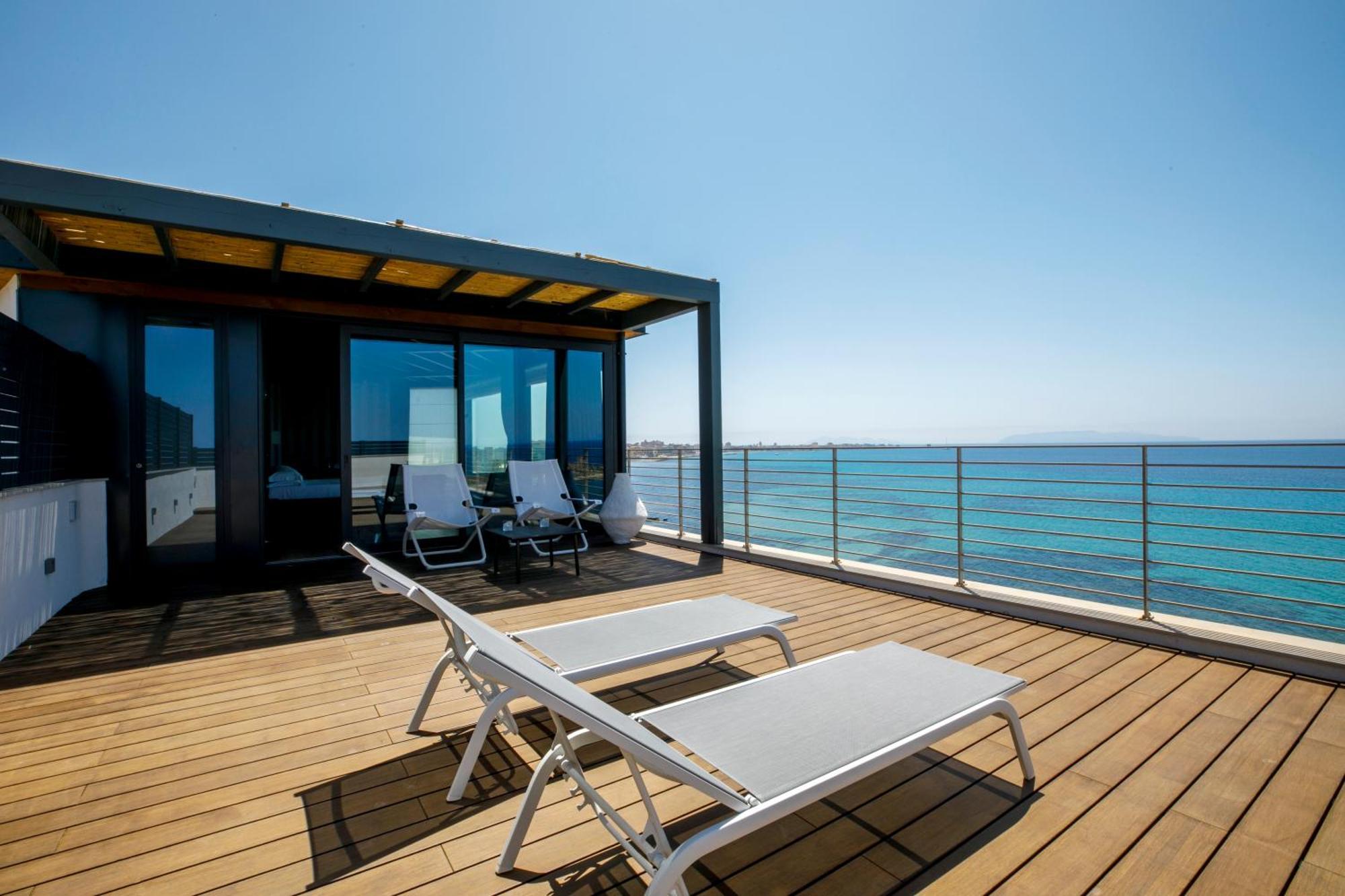 Suite Terrace,1685142407:JPEG