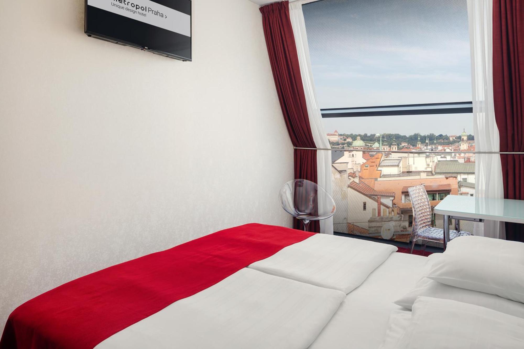 Superior Double or Twin Room City View