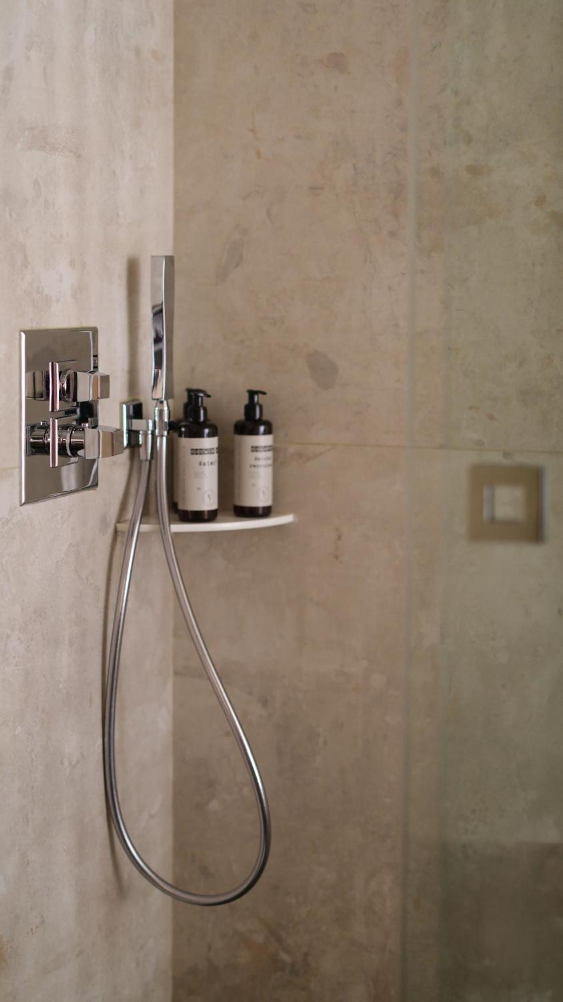 "Five Style" Family Suite