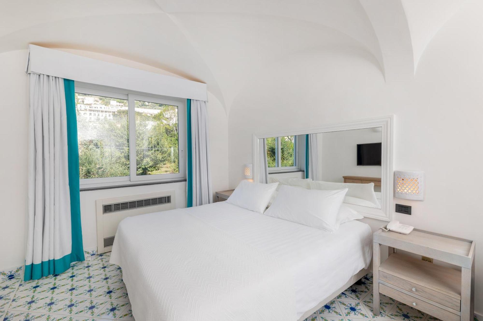 Superior Double or Twin Room City View