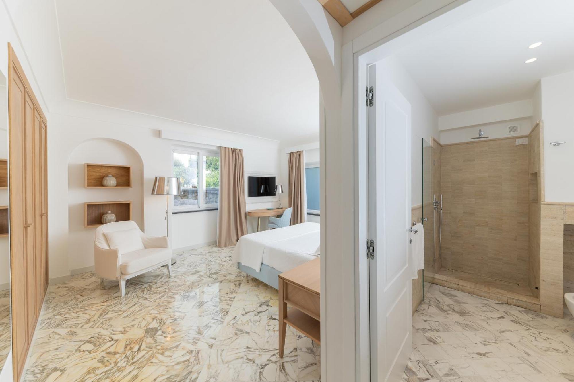 Superior Double or Twin Room City View