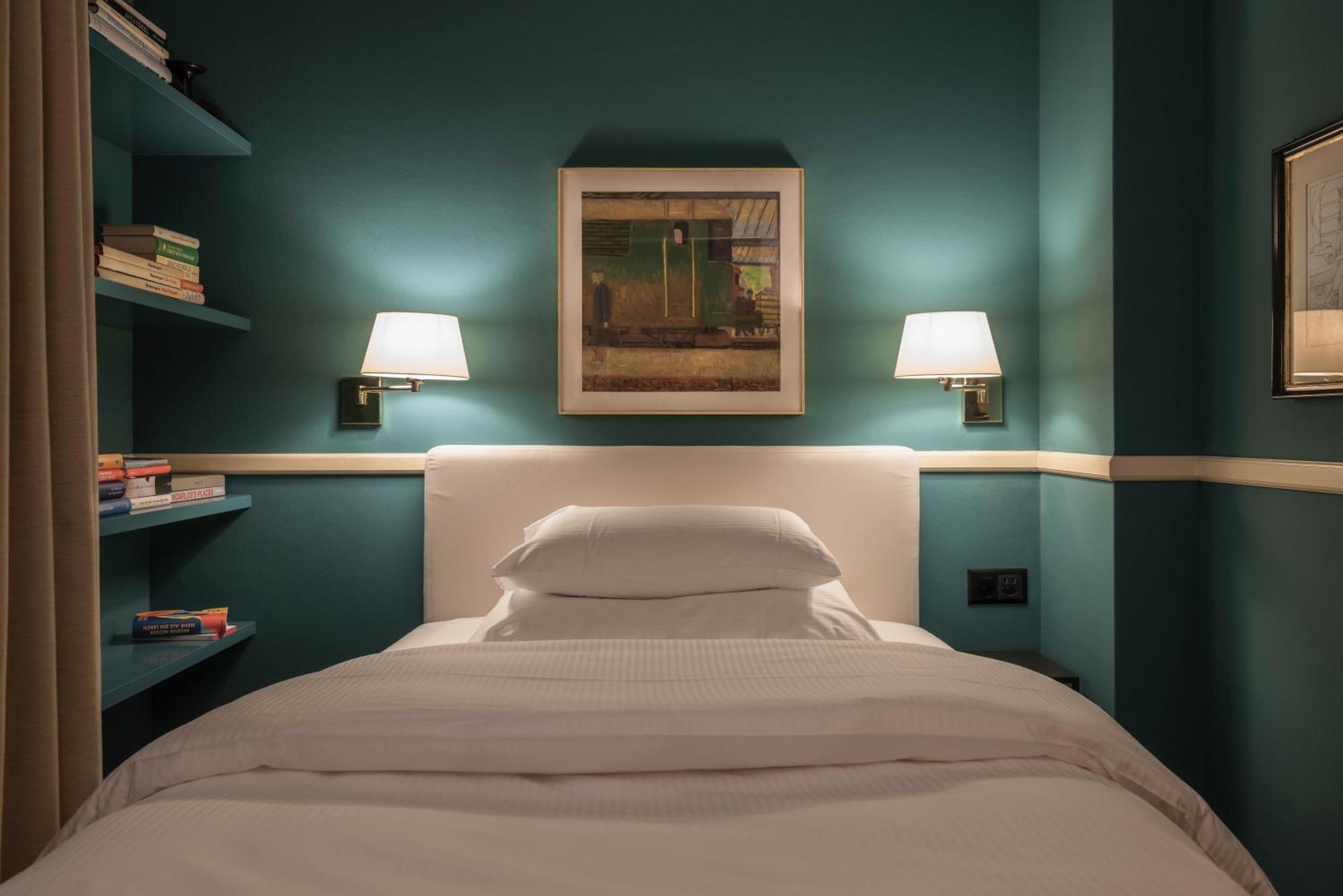 Classic Single Room