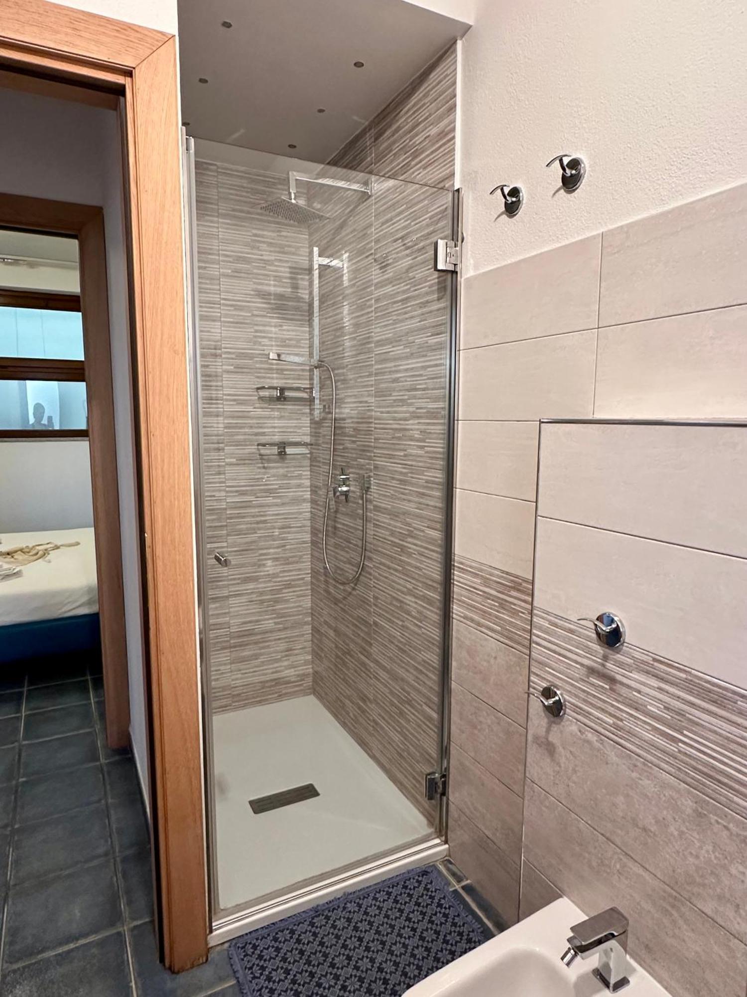 One-Bedroom Apartment Spa Bath