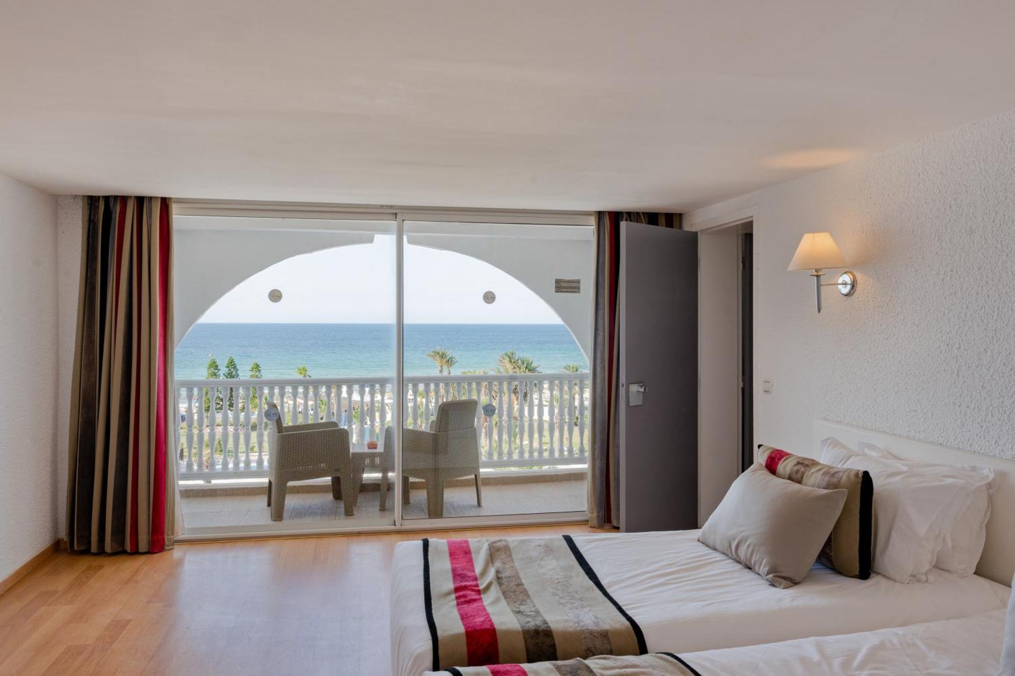 Familienzimmer mit Meerblick