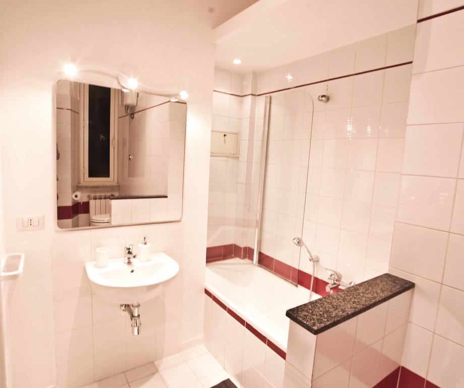 Camera Matrimoniale Deluxe con Bagno Privato