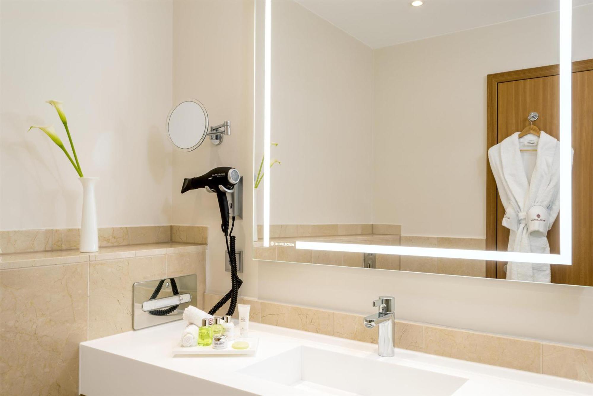 Superior Double or Twin Room XL,1705557619:JPEG