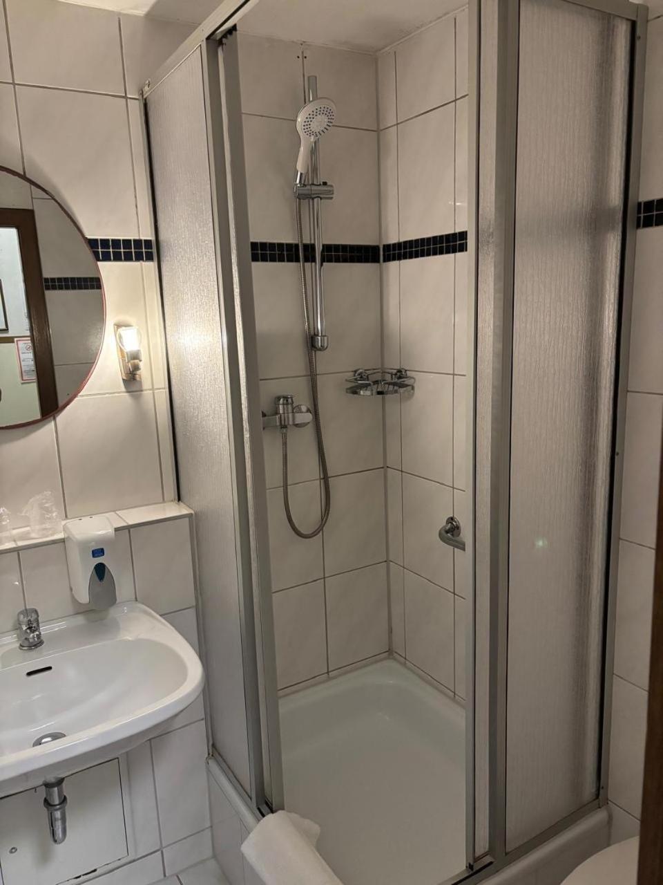 Double Room Private External Bathroom