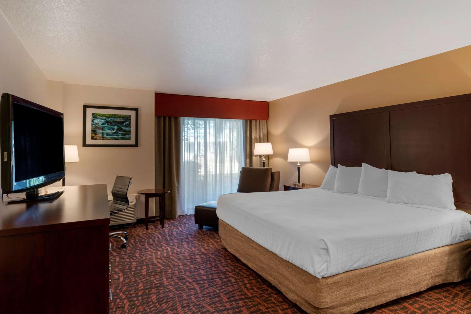 King Room with Poolside - Non-Smoking,1438520608:JPEG