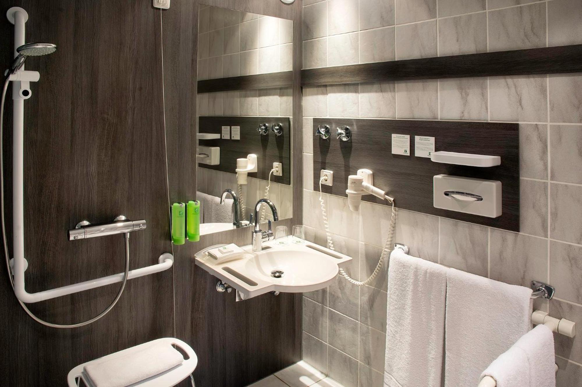 Standard Double Room - Accessible