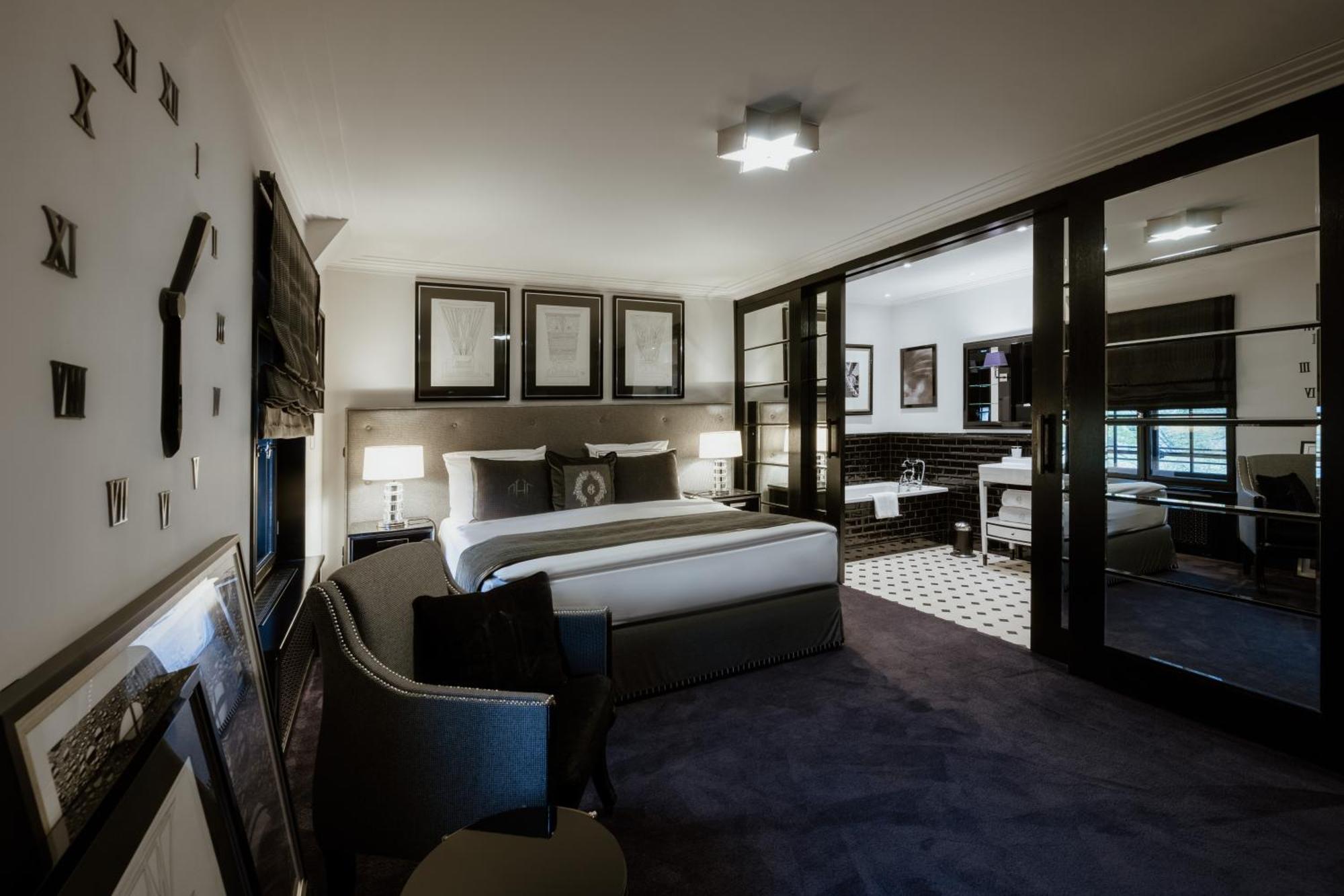Premium Room