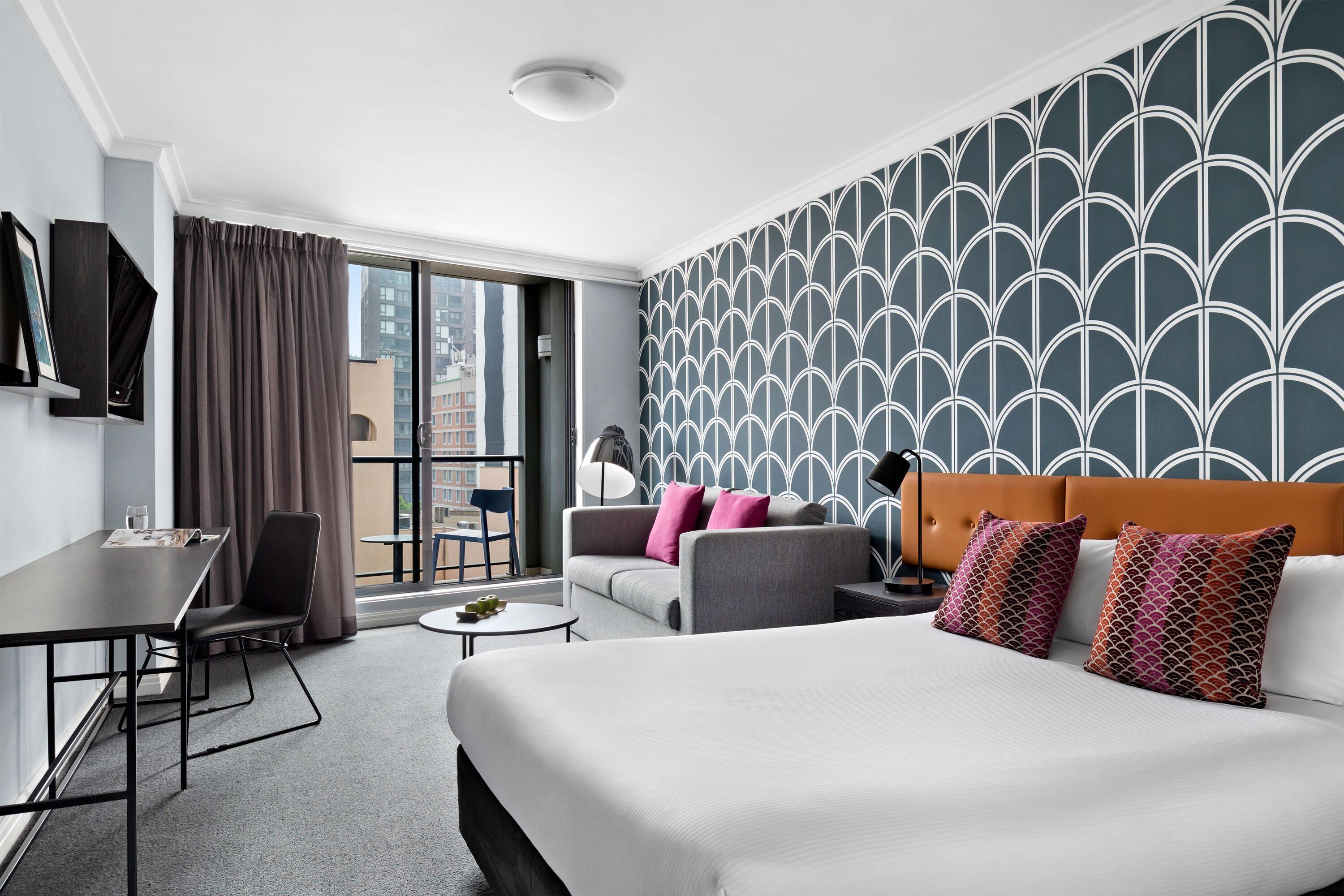 Standard Queen Room