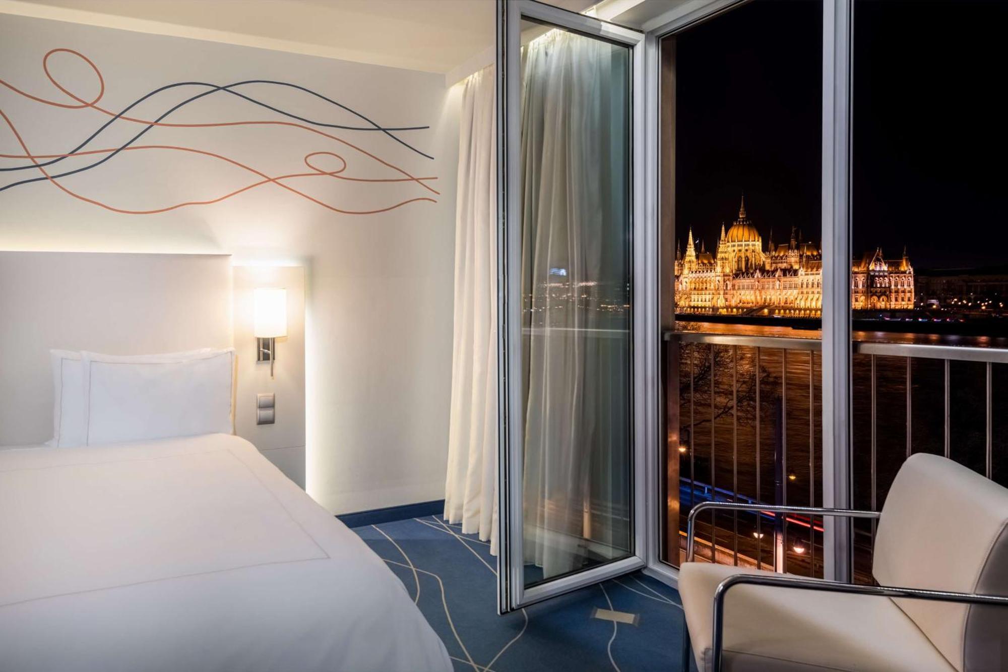 Superior Double Room River View