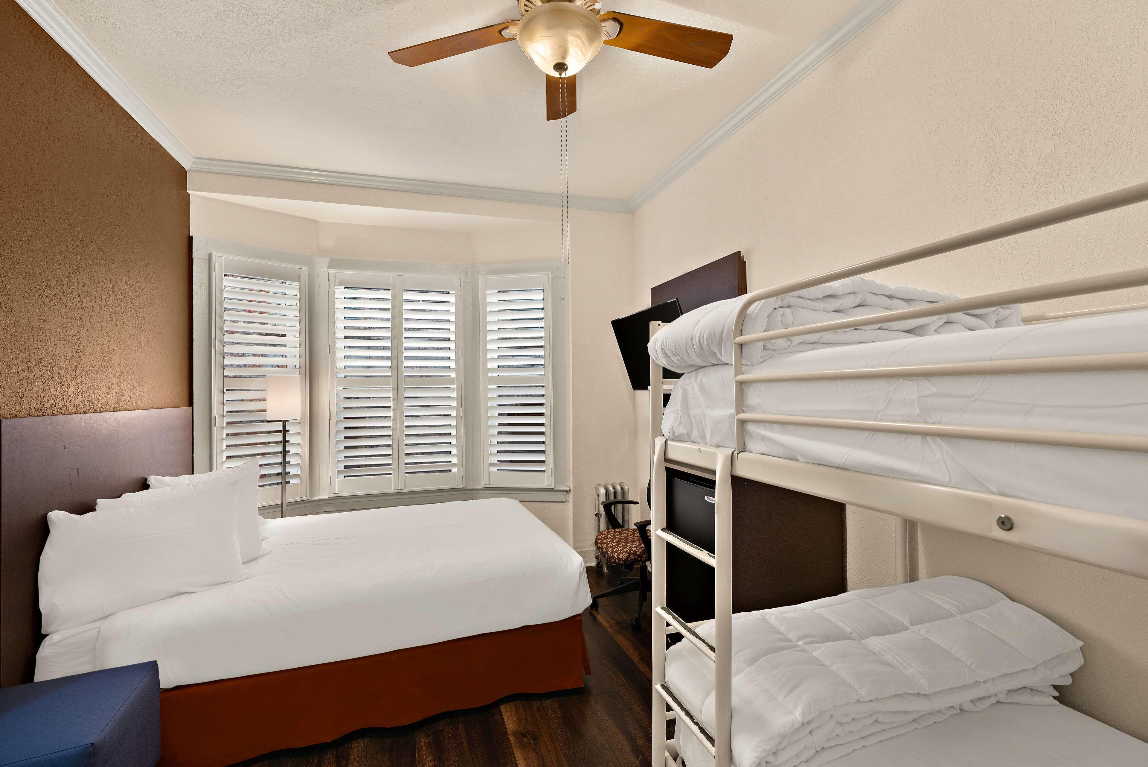 Queen Room Bunk Bed Non-Smoking