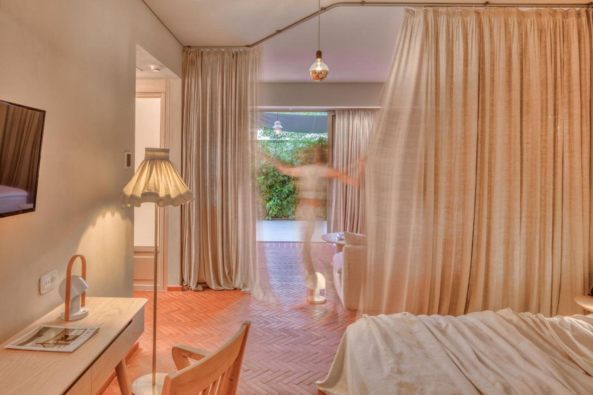 One Bedroom Suite with Balcony,1722898096:JPEG