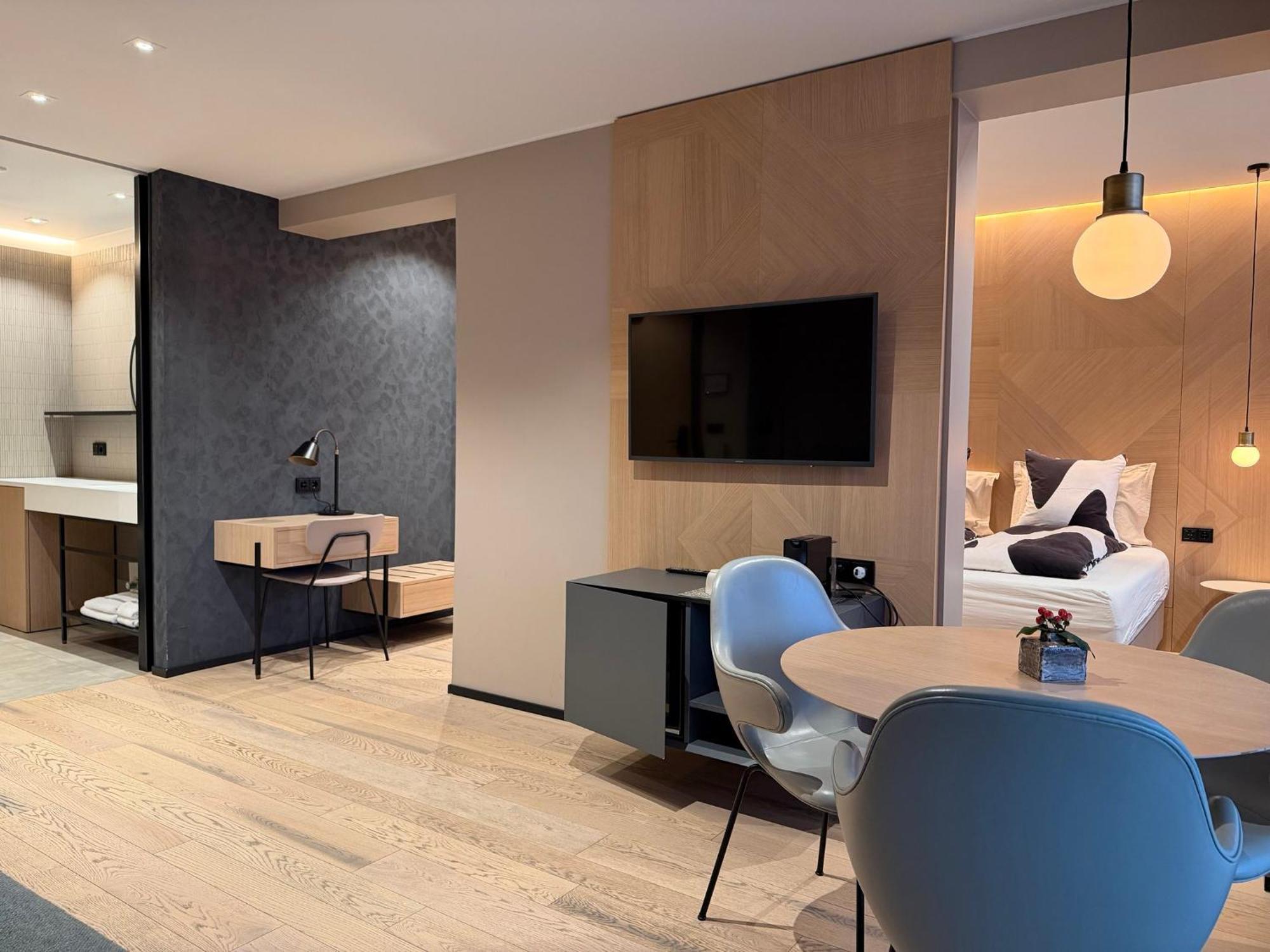 Suite