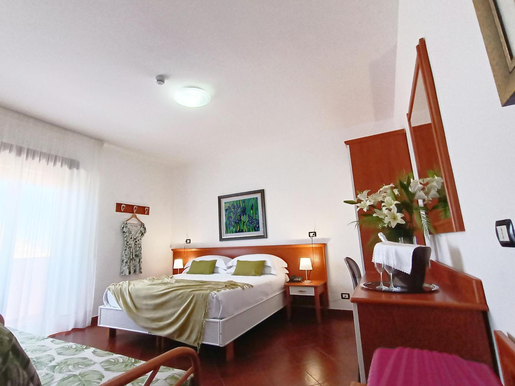 Triple Room Balcony