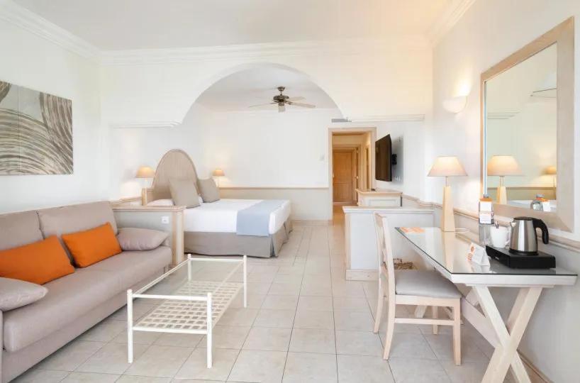 Chambre Deluxe Supérieure (1 Adulte)