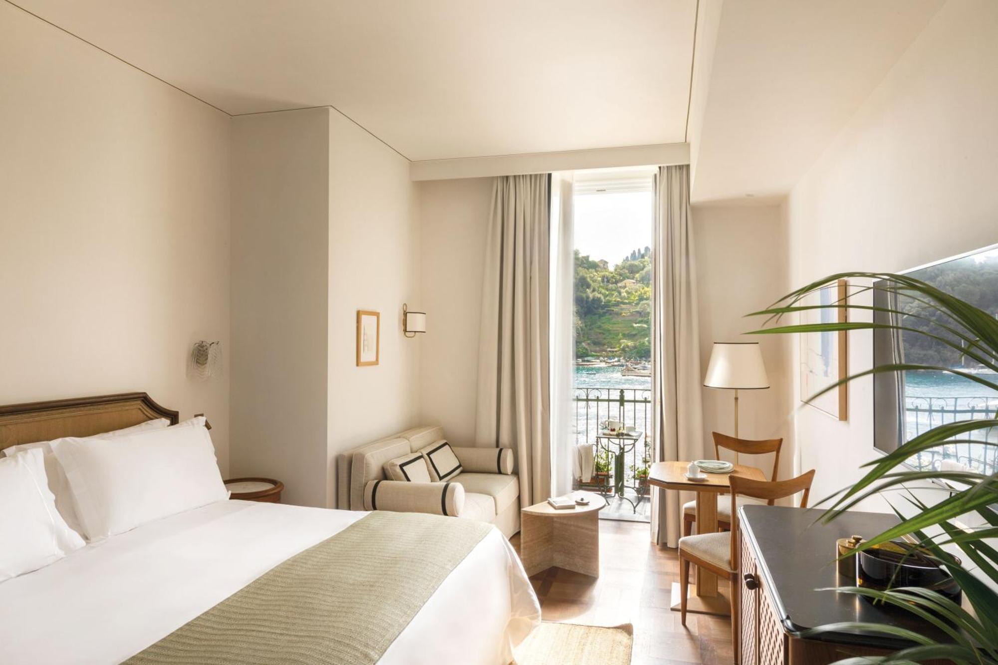 Junior Suite with Balcony and Sea View,1743044395:JPEG