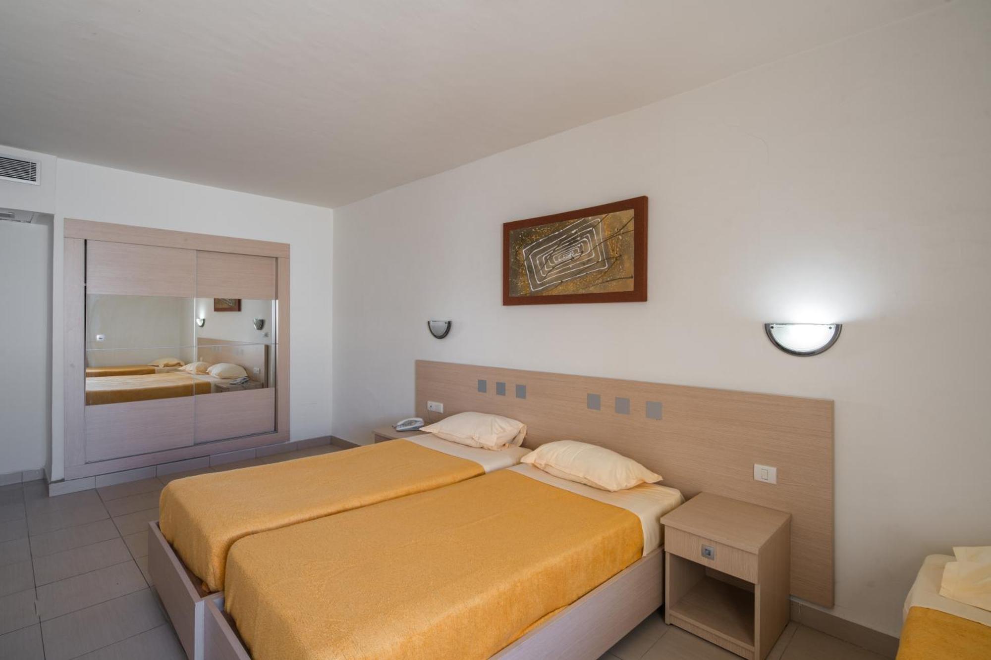 Double Room with Garden View,1746853345:JPEG