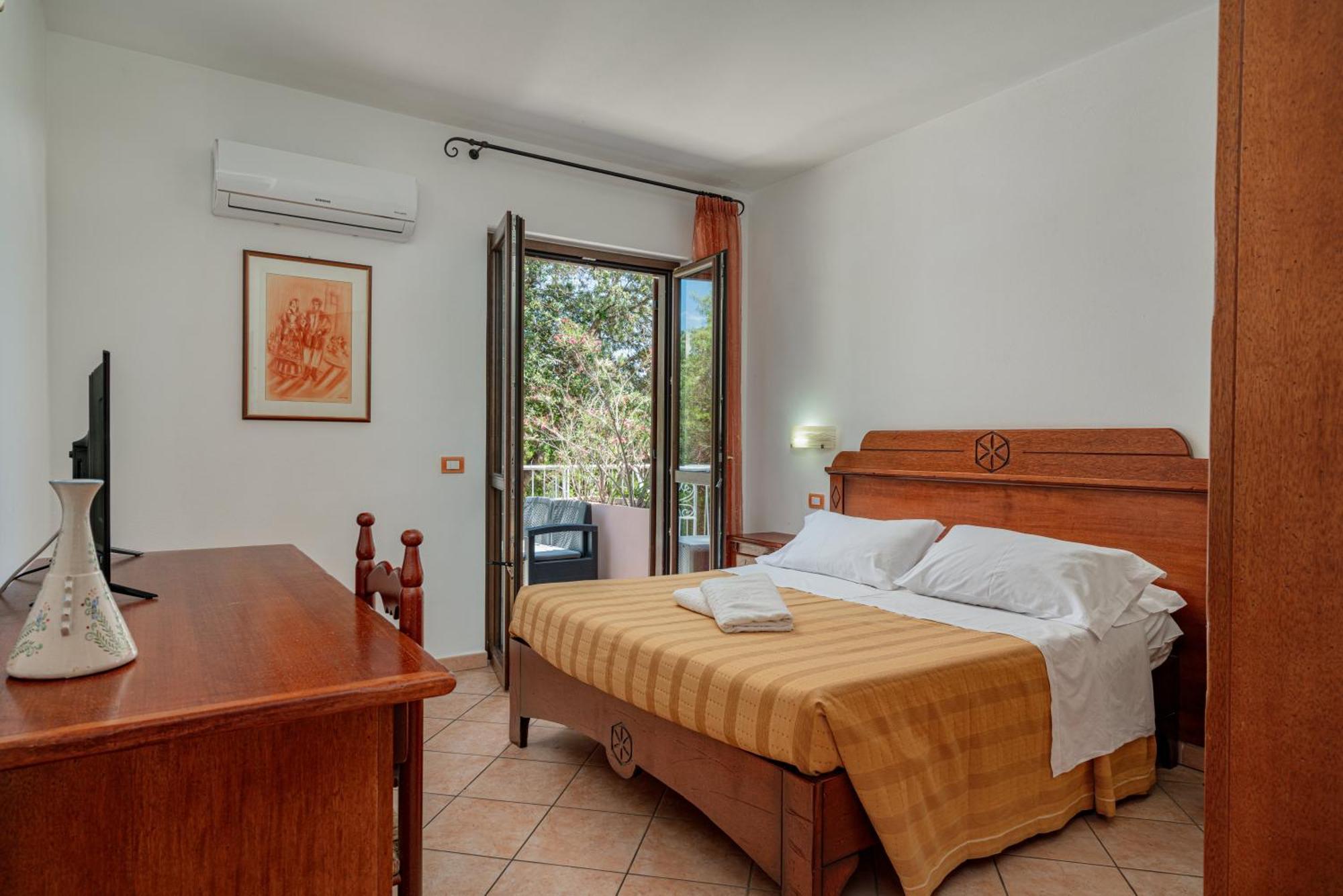 Double Room with Balcony,1746885487:JPEG