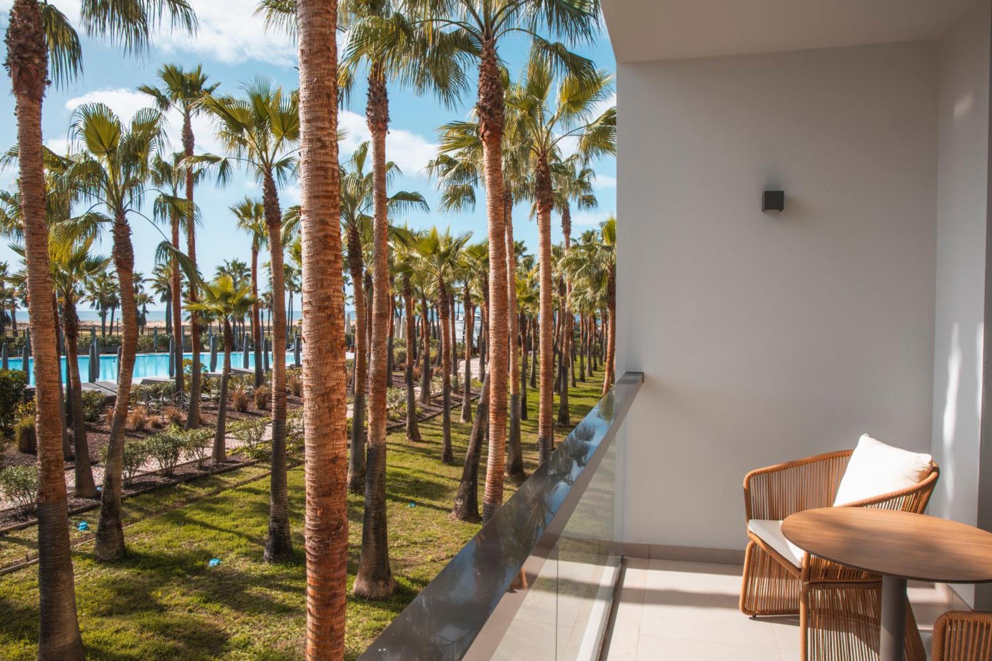 Superior Double Room Pool View