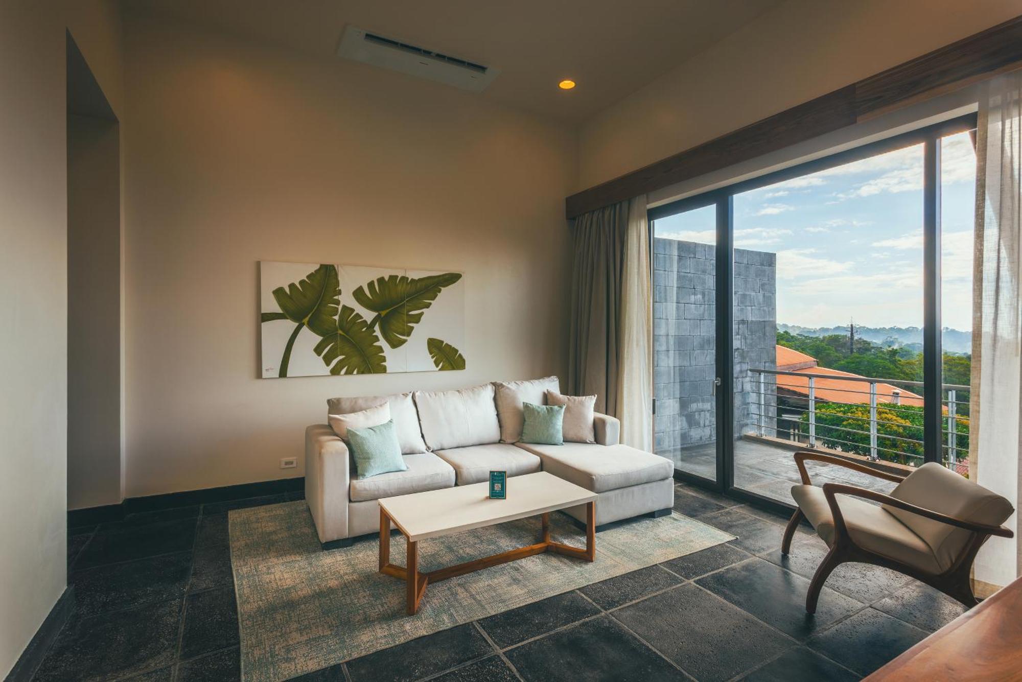 Penthouse Suite Ocean View # of bedrooms available depends on # of guests reserved