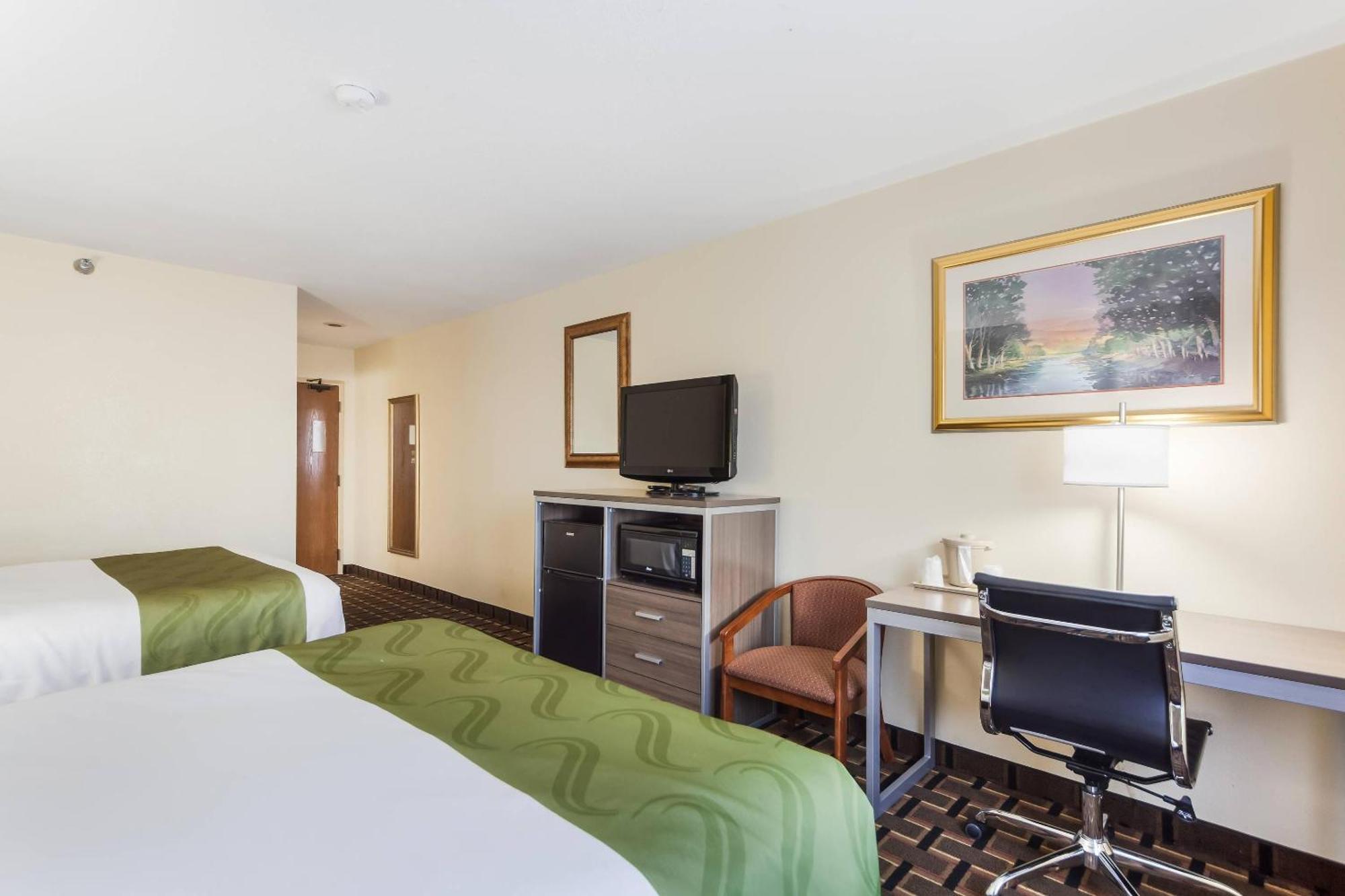 Queen Room Two Queen Beds