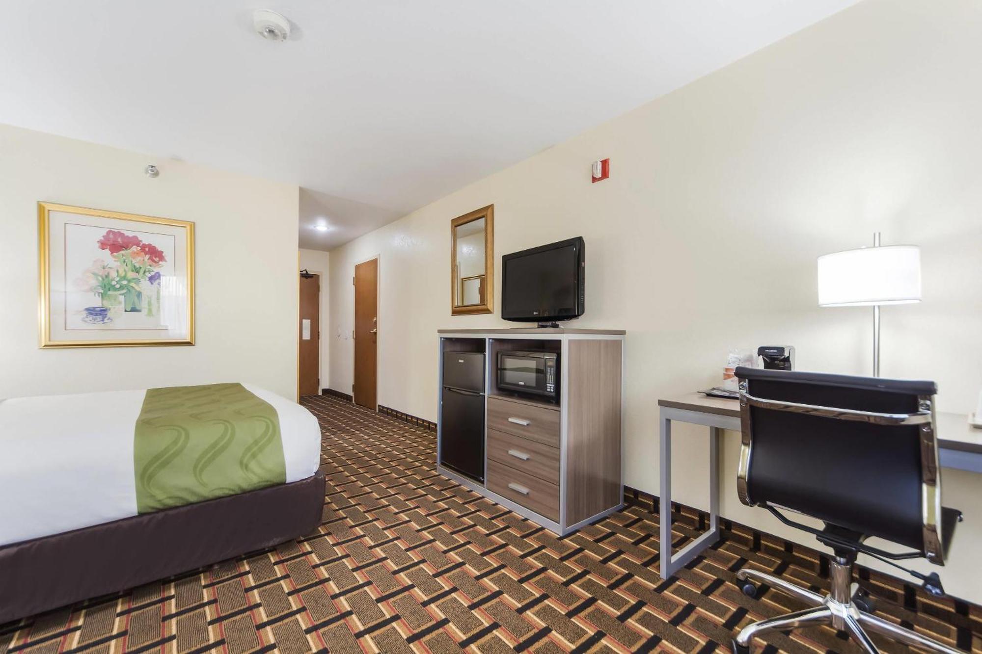 Queen Room Two Queen Beds